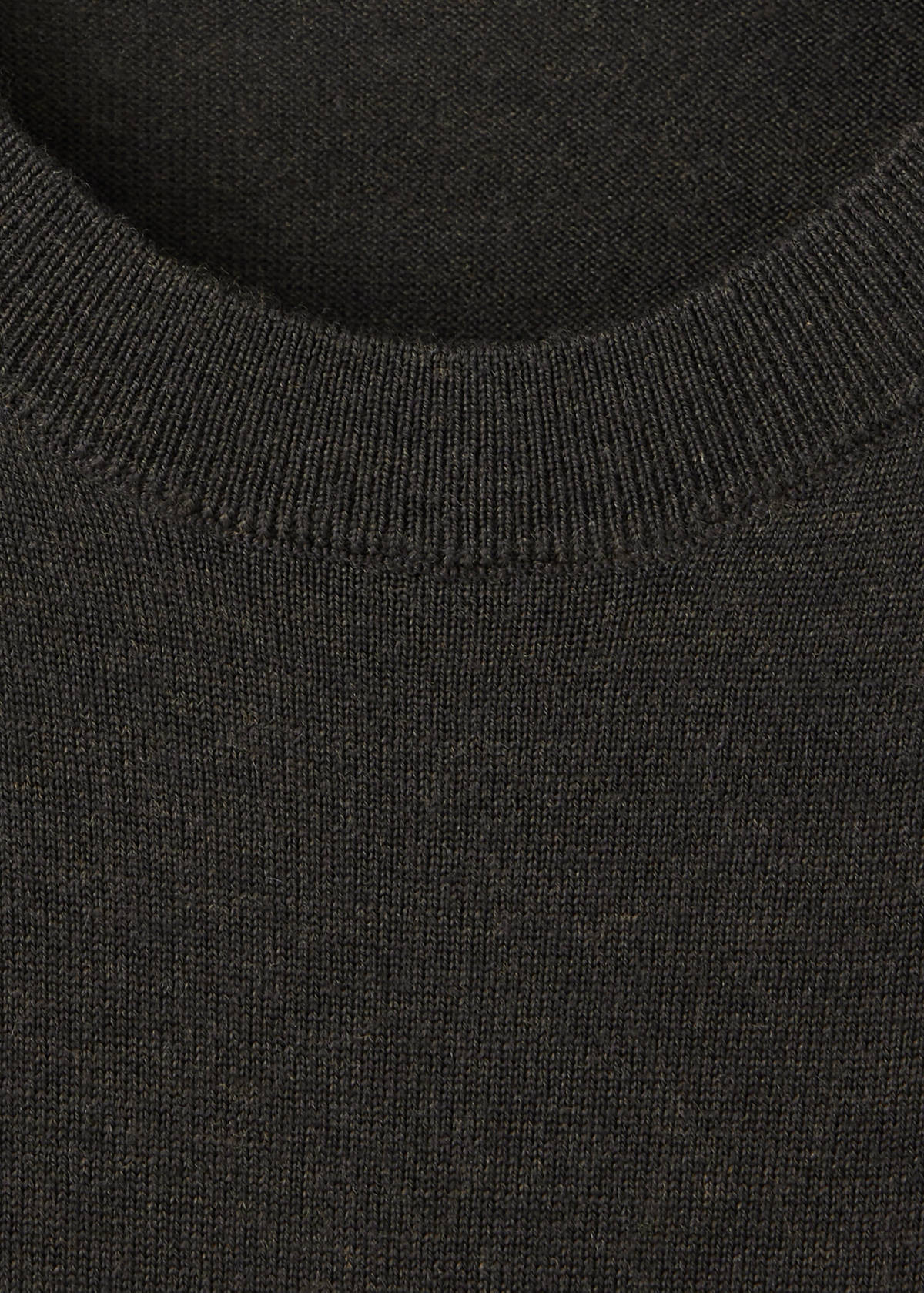 100% merino wool fine-knit jumper — Chocolate