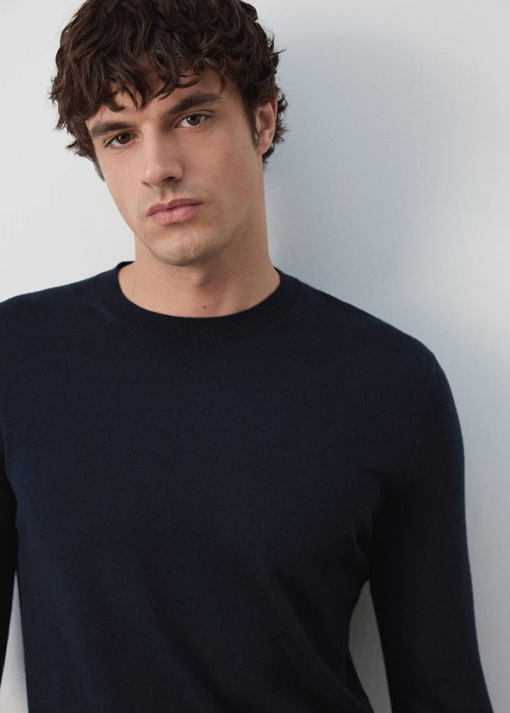 Fine-knit 100% merino wool jumper — Navy
