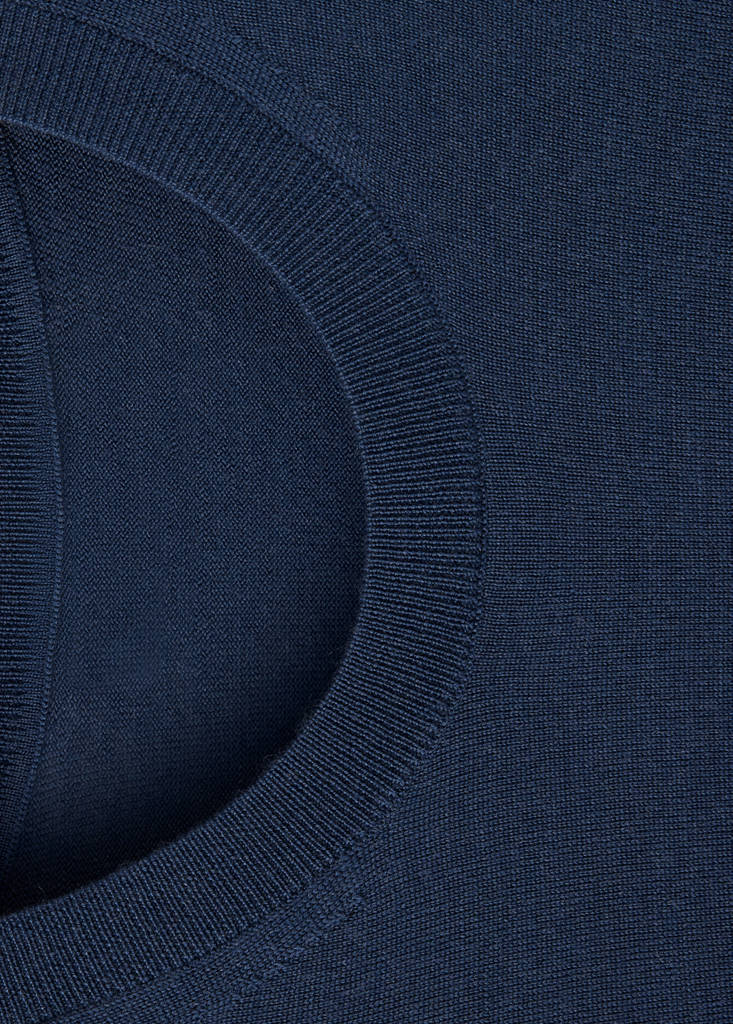Fine-knit 100% merino wool jumper — Night Blue