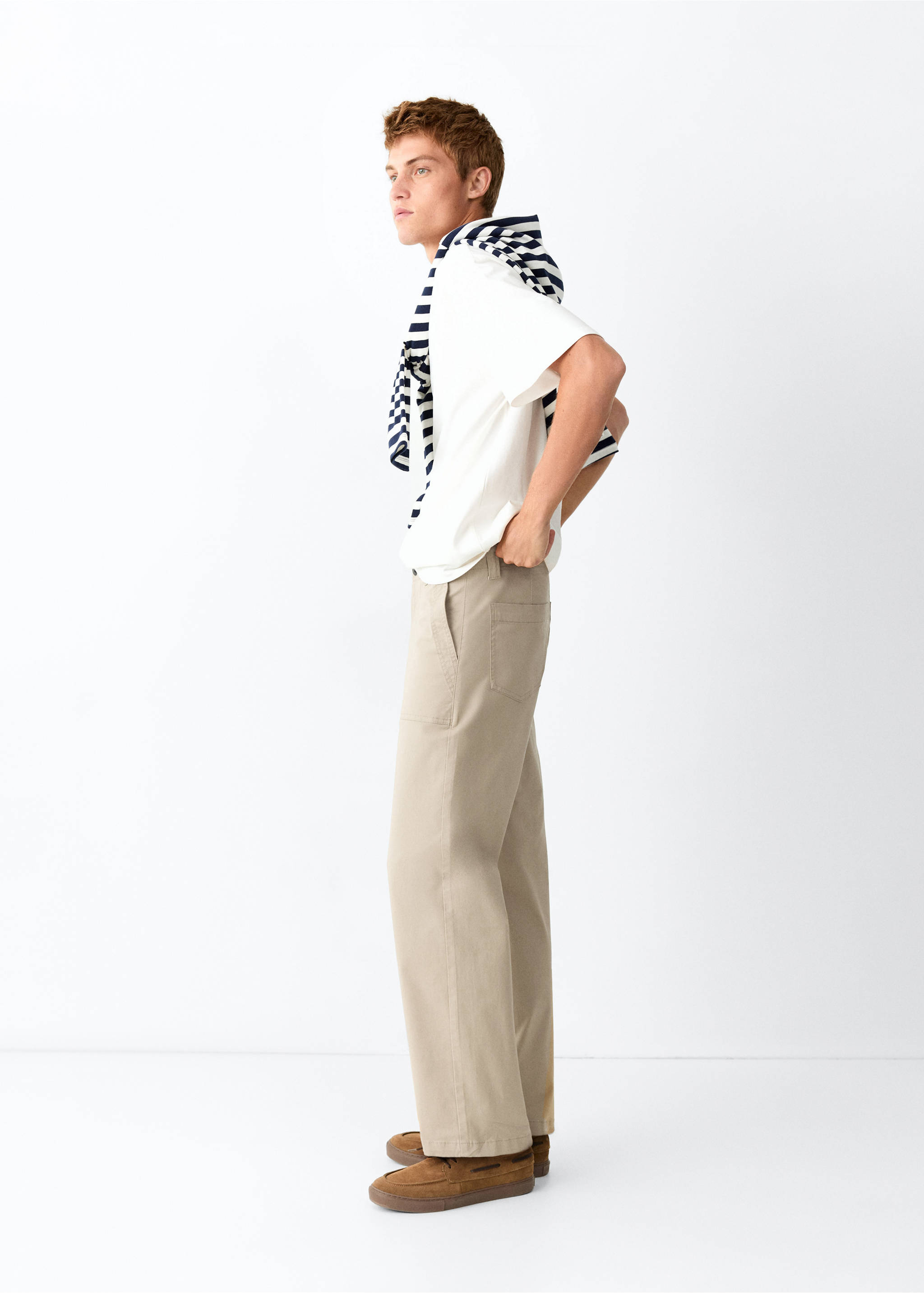 Pockets straight trousers - Medium plane, Beige. Ref: 37075982-00.