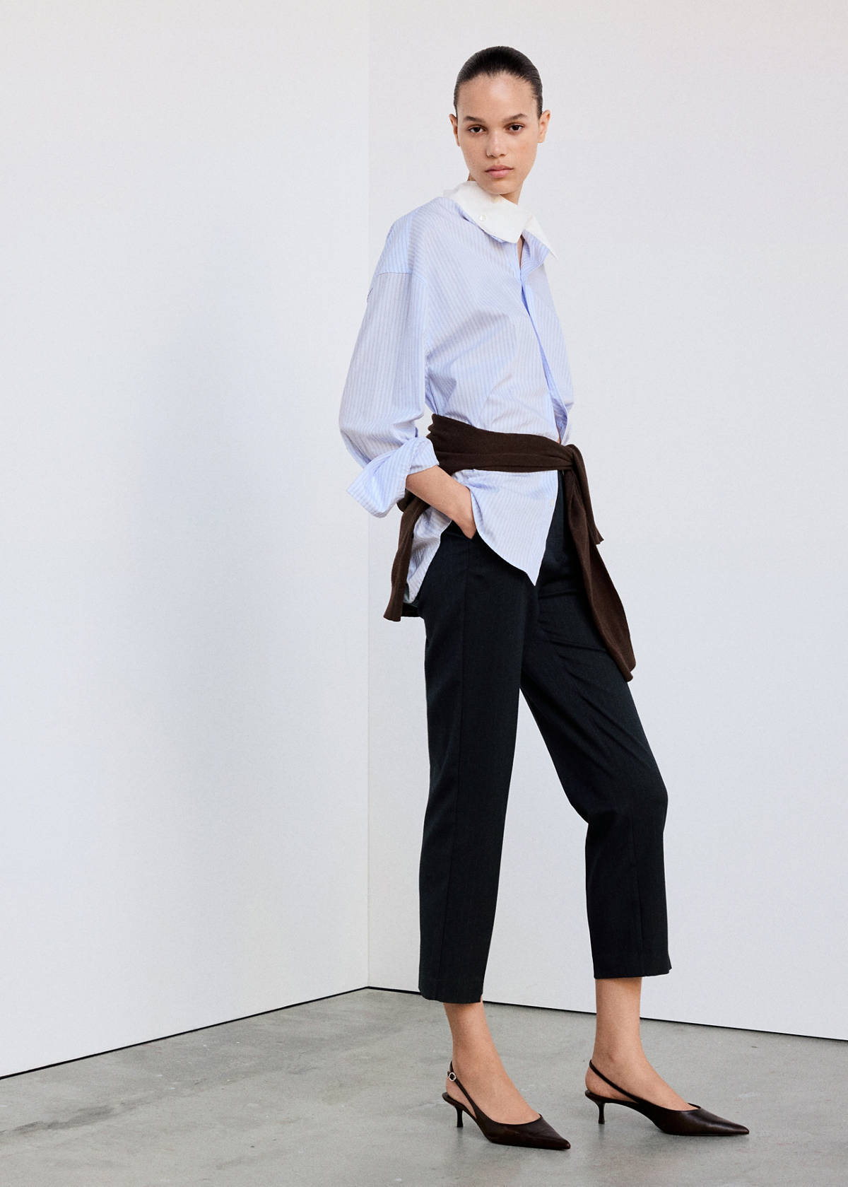Printed straight trousers — Navy