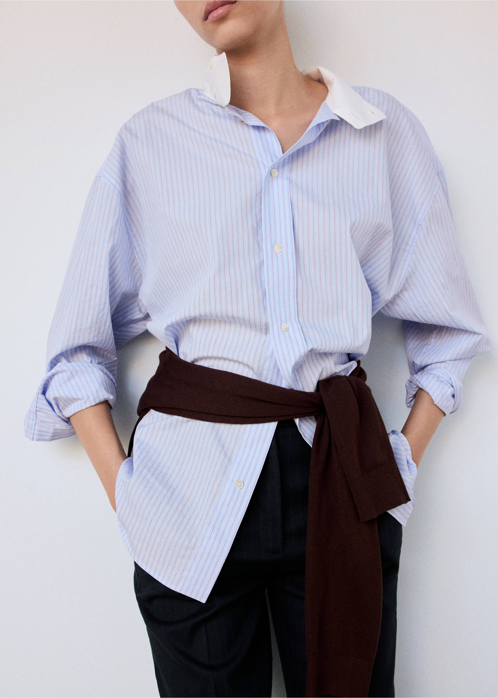 Chalk-stripe straight trousers - Details of the article 1, Navy. Ref: 37075985-00.