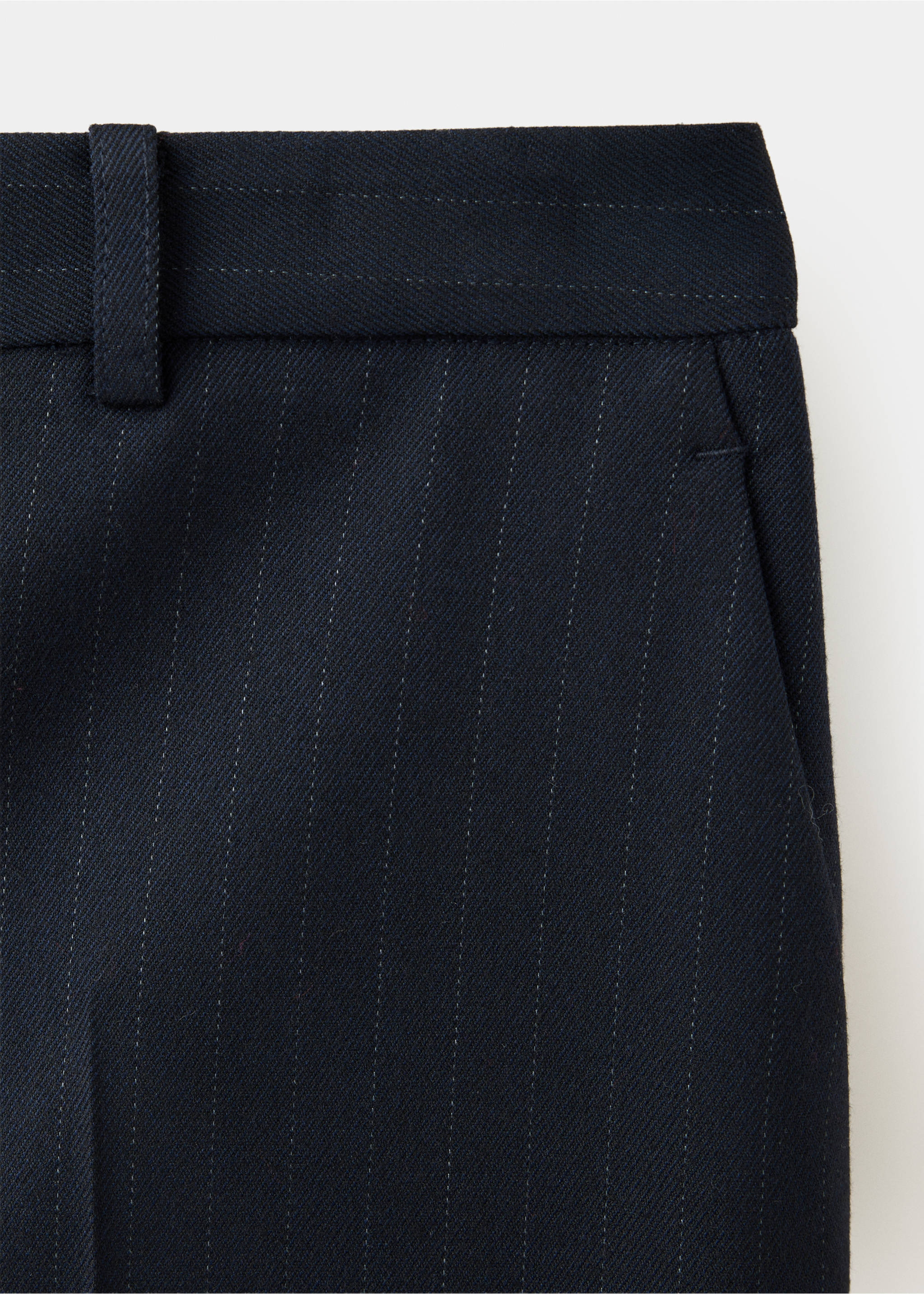 Pantalon droit fines rayures - Détail de l'article 8, Bleu marine. Ref: 37075985-00.