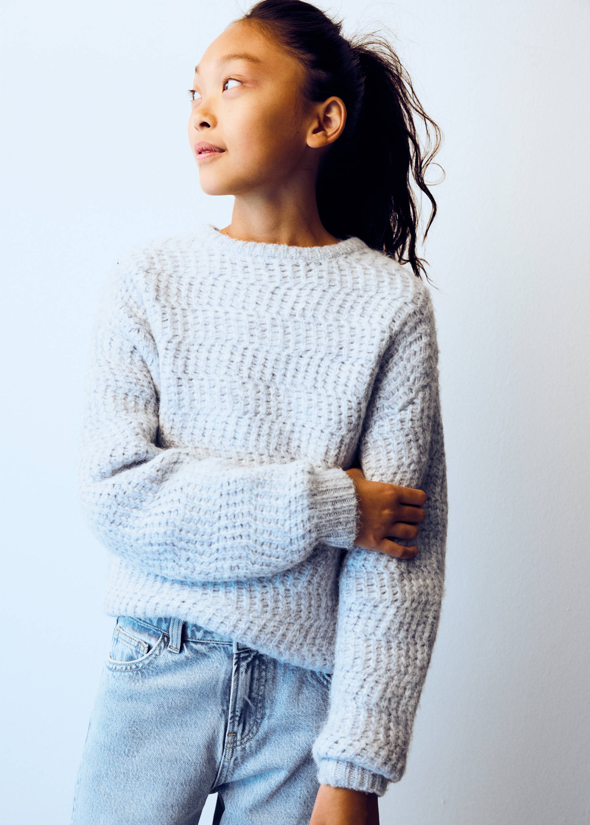 Pull-over maille tressée - Plan moyen