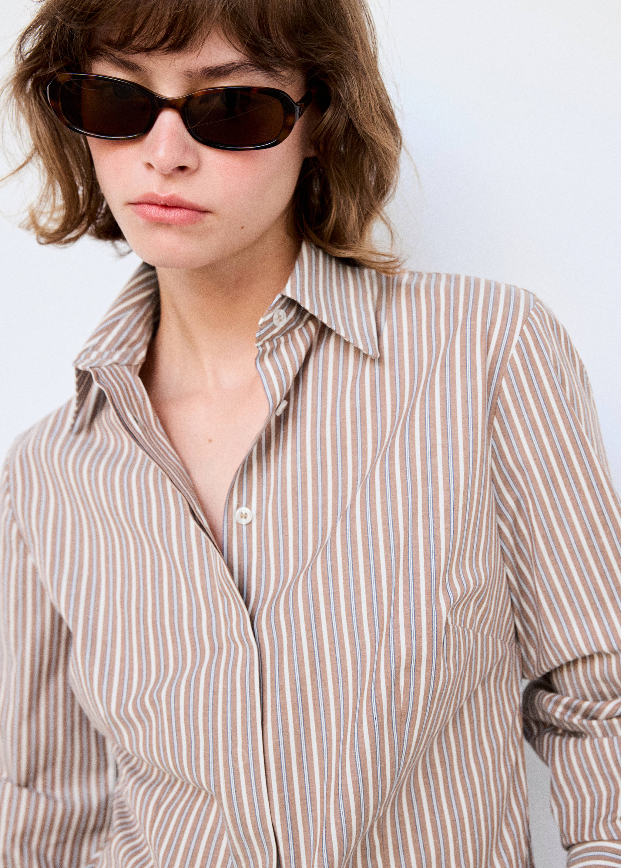 Fitted cotton shirt - Details of the article 1
