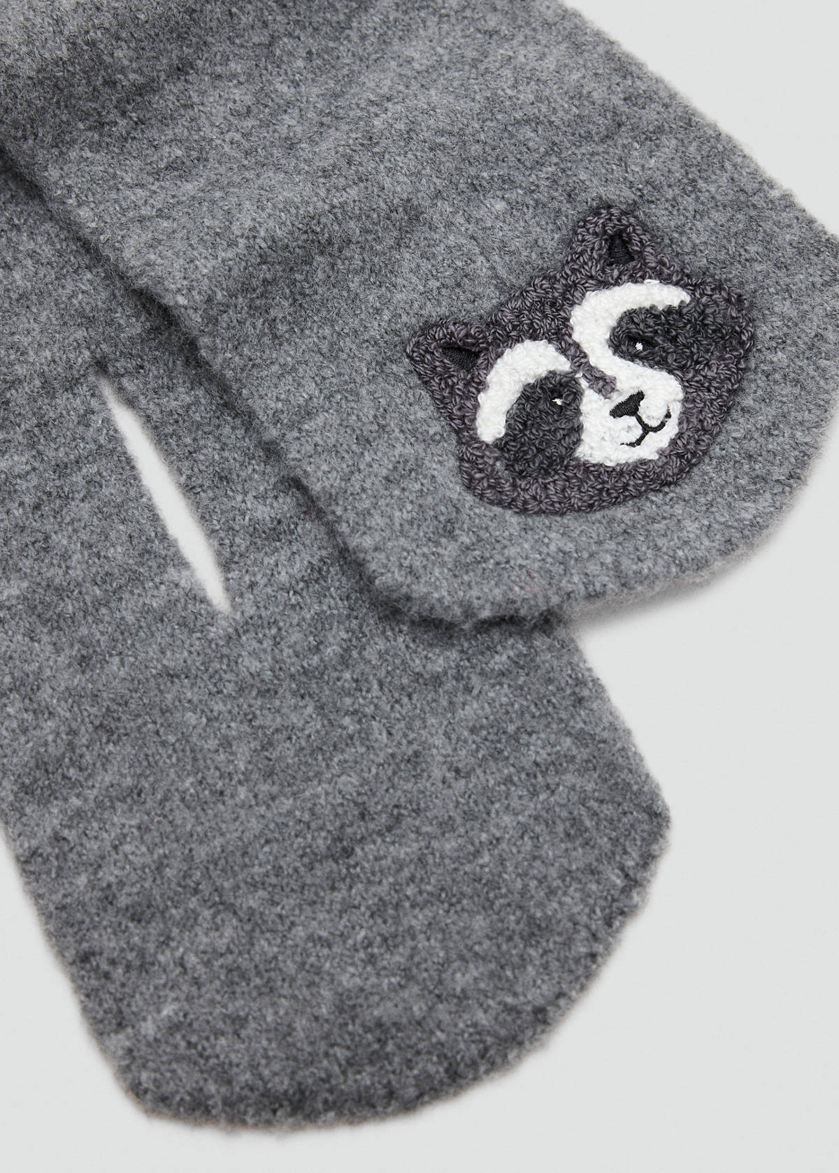 Cross-over raccoon scarf — Grey