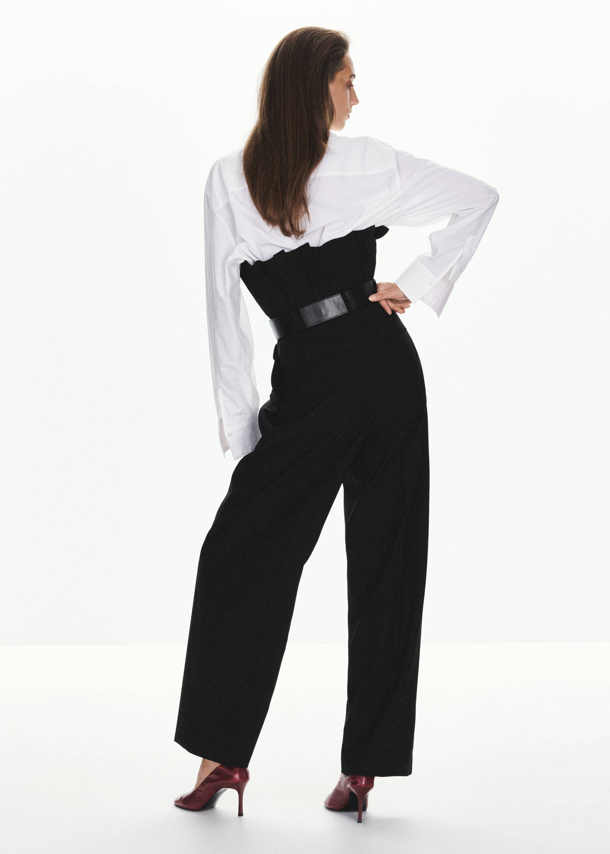 Bandeau jumpsuit with belt - Reverse of the article