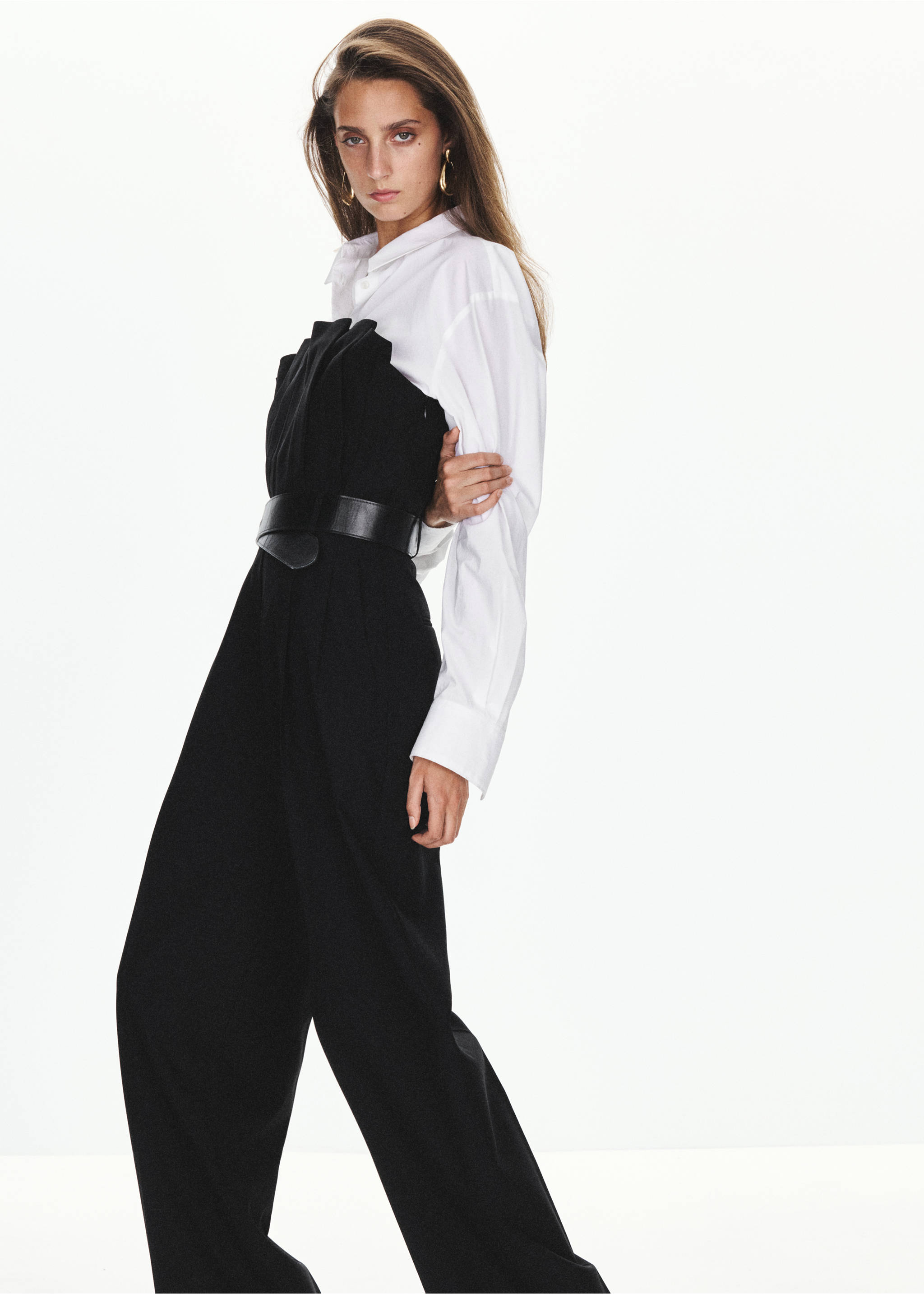 Bandeau jumpsuit with belt - Details of the article 3, Black. Ref: 37075993-00.