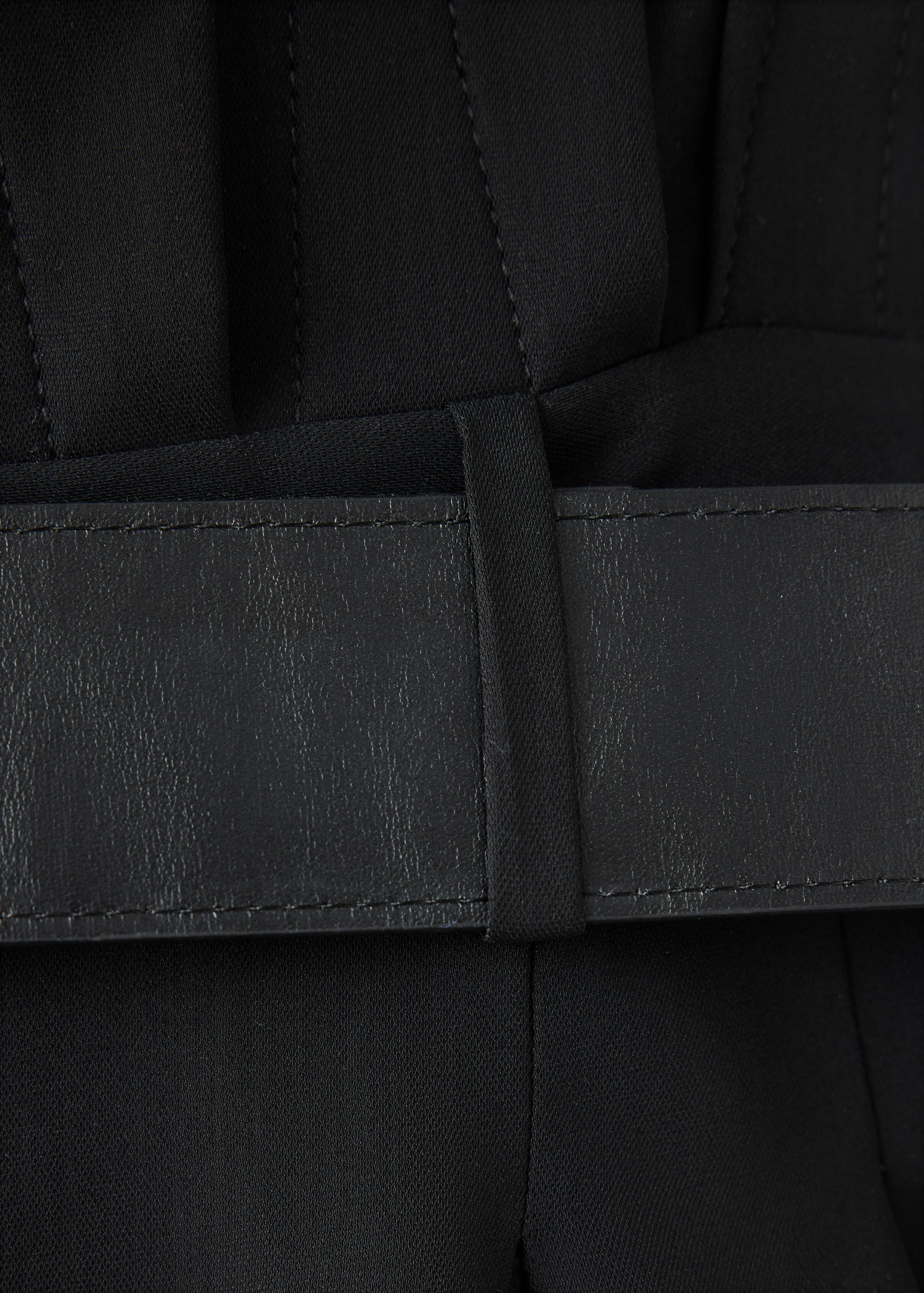 Bandeau jumpsuit with belt - Details of the article 0