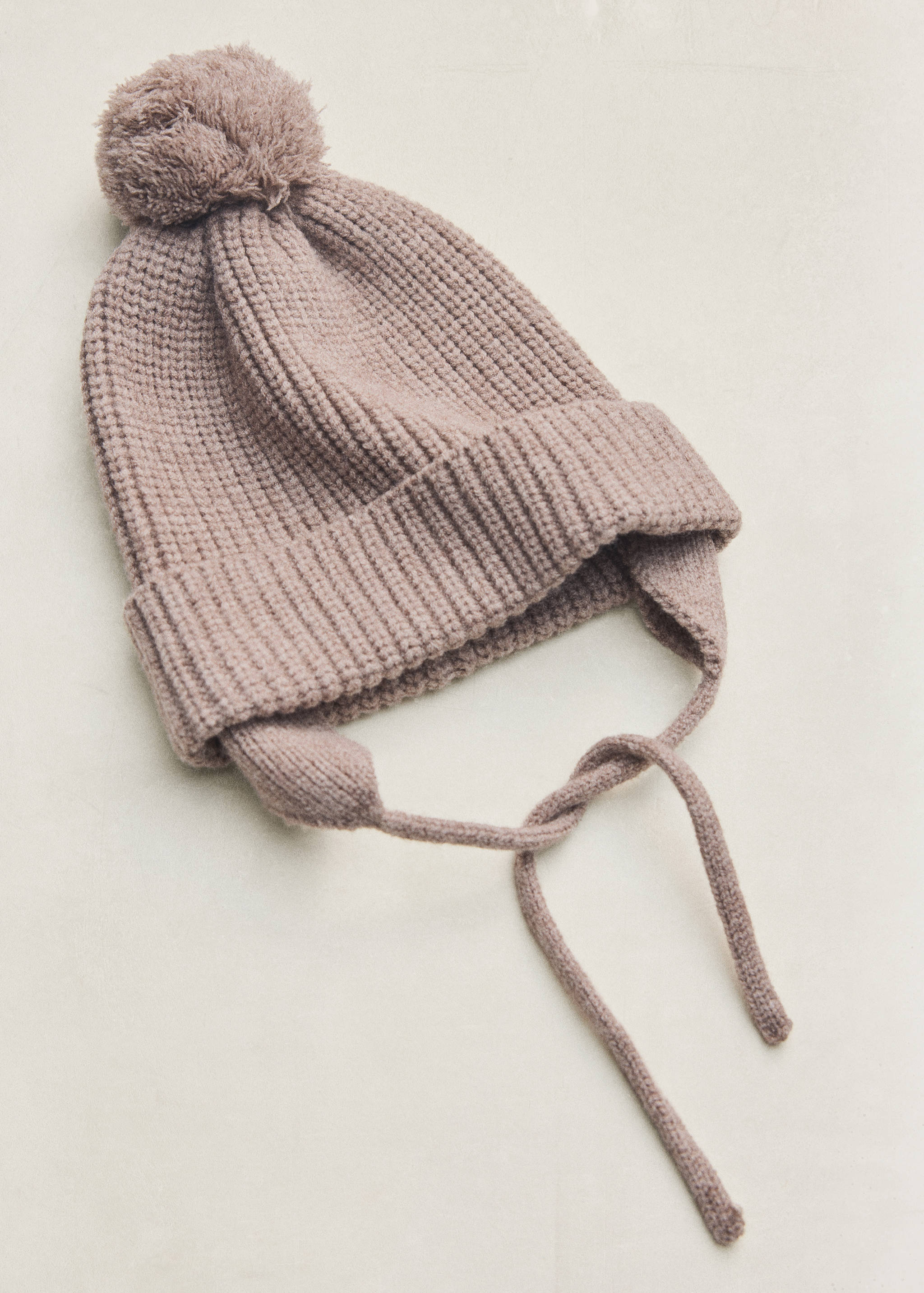 Pom pom cable-knit beanie - Details of the article 5
