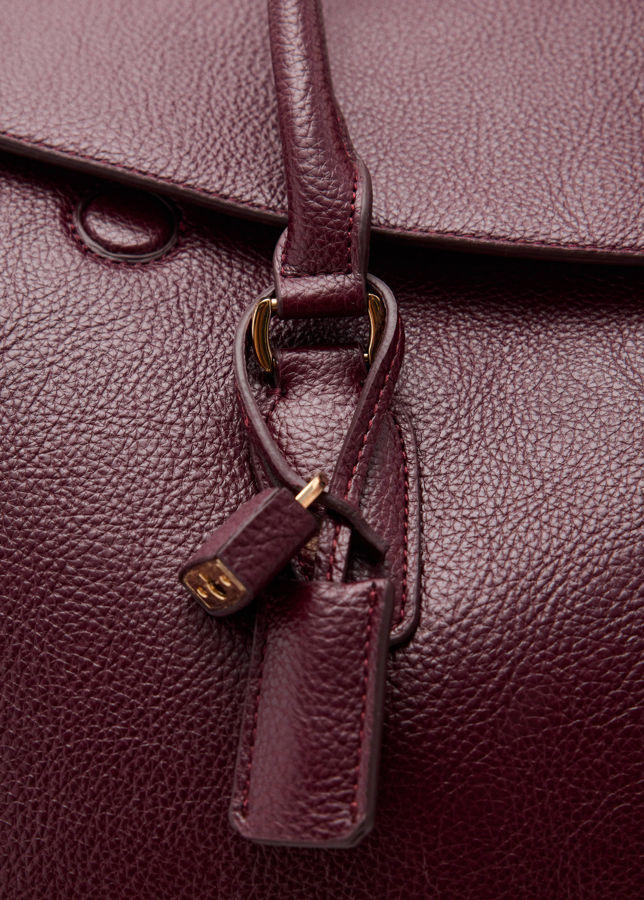 Leather-effect city bag with charm detail - Details of the article 1