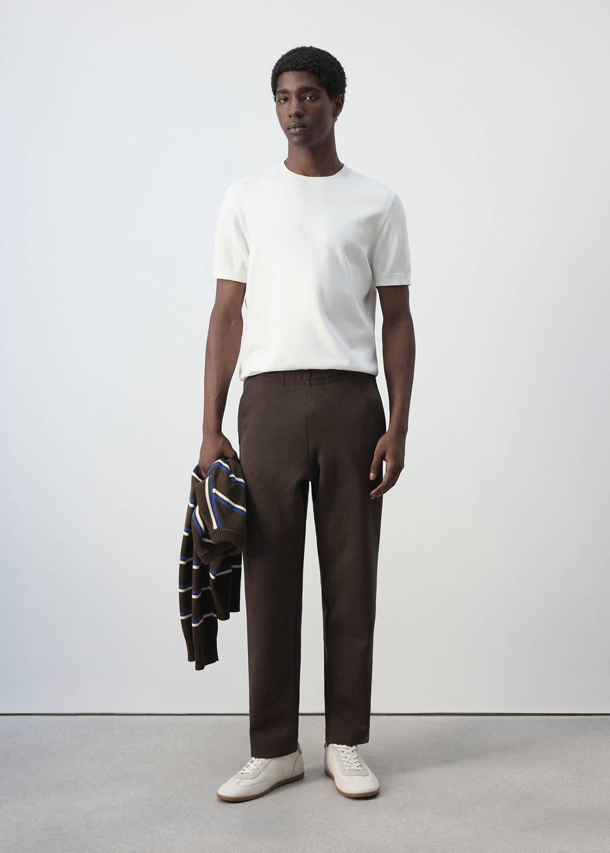 Cotton joggers with elastic waist — Brown