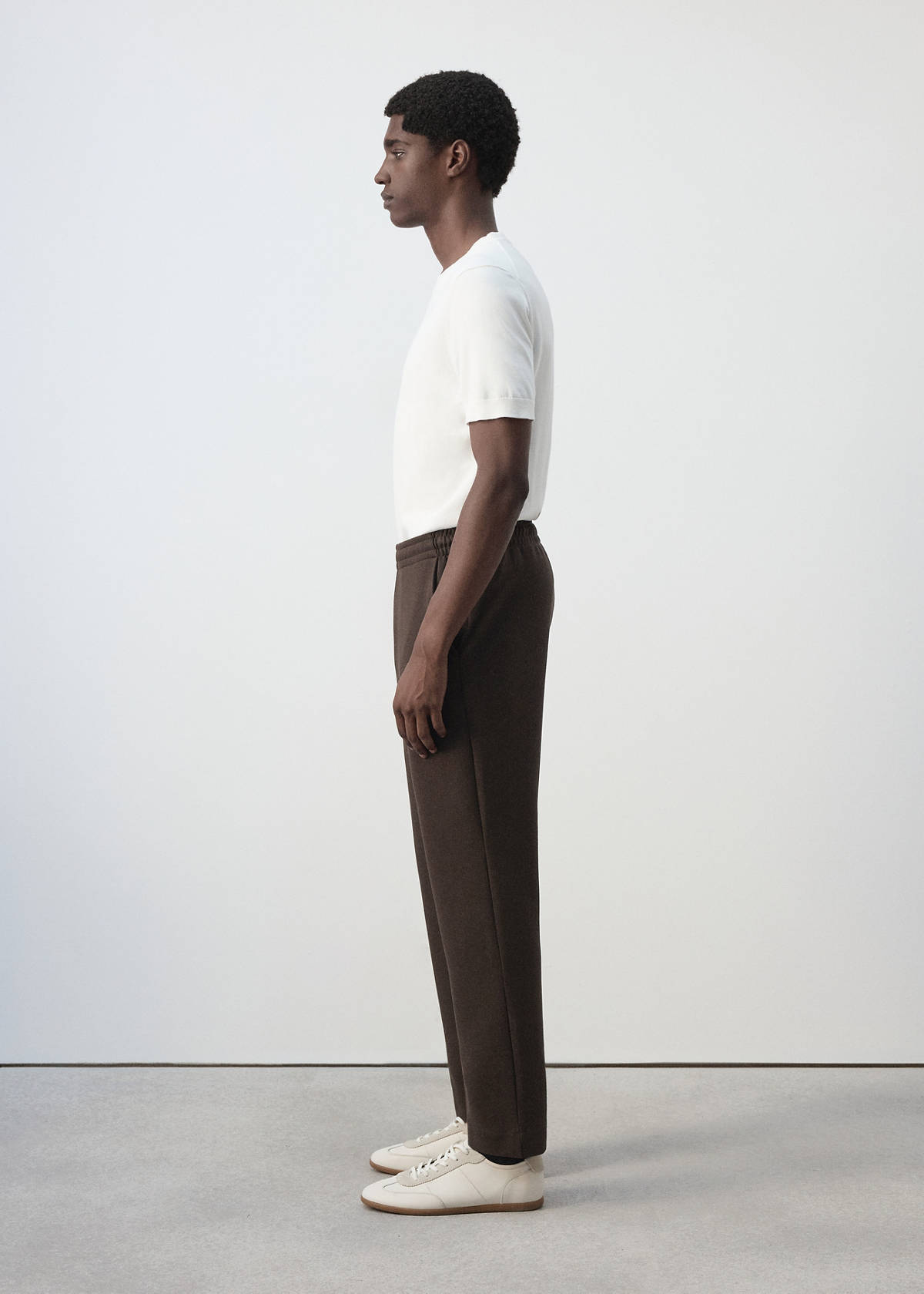 Cotton joggers with elastic waist — Brown