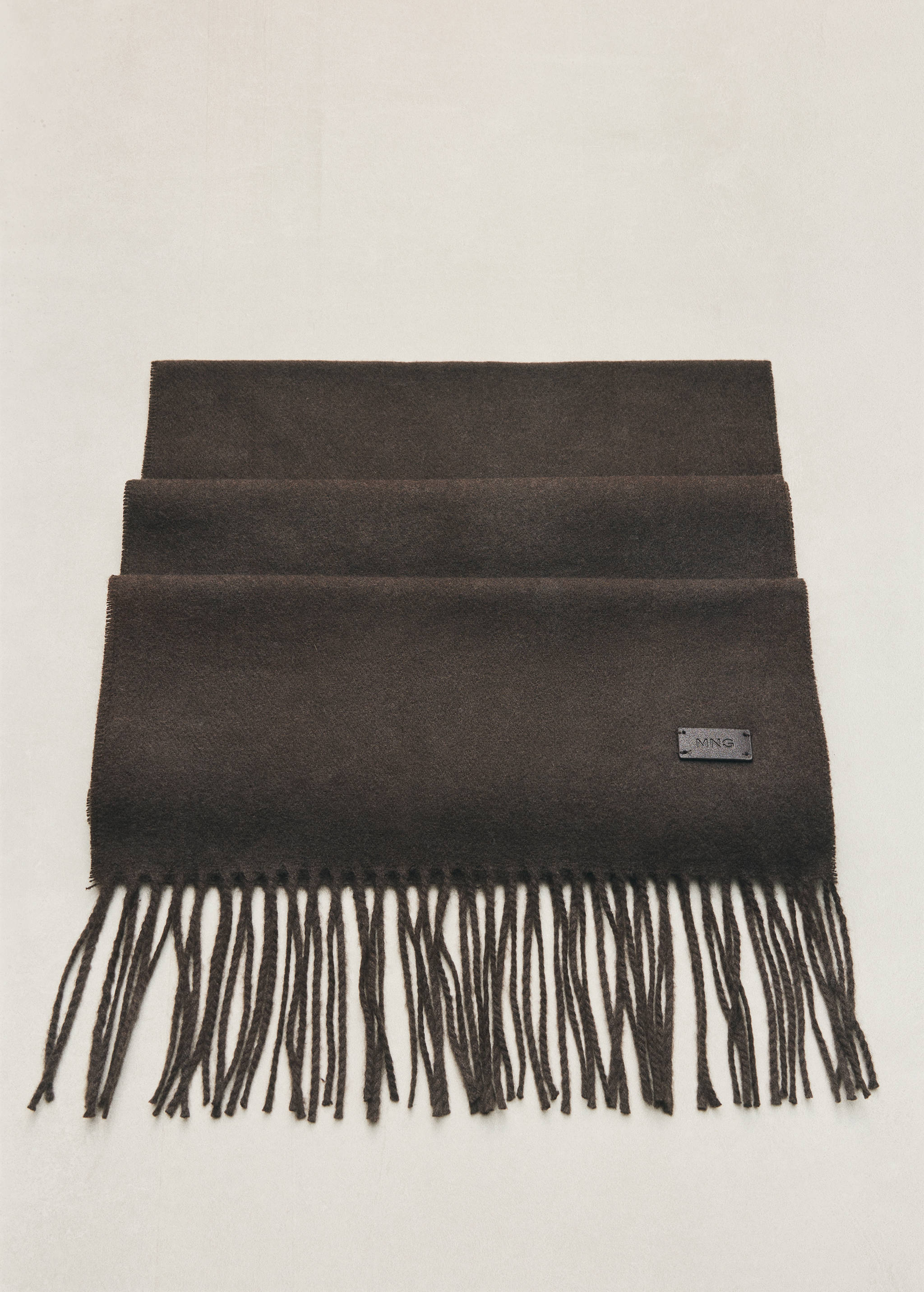Plain fringed scarf - Details of the article 5