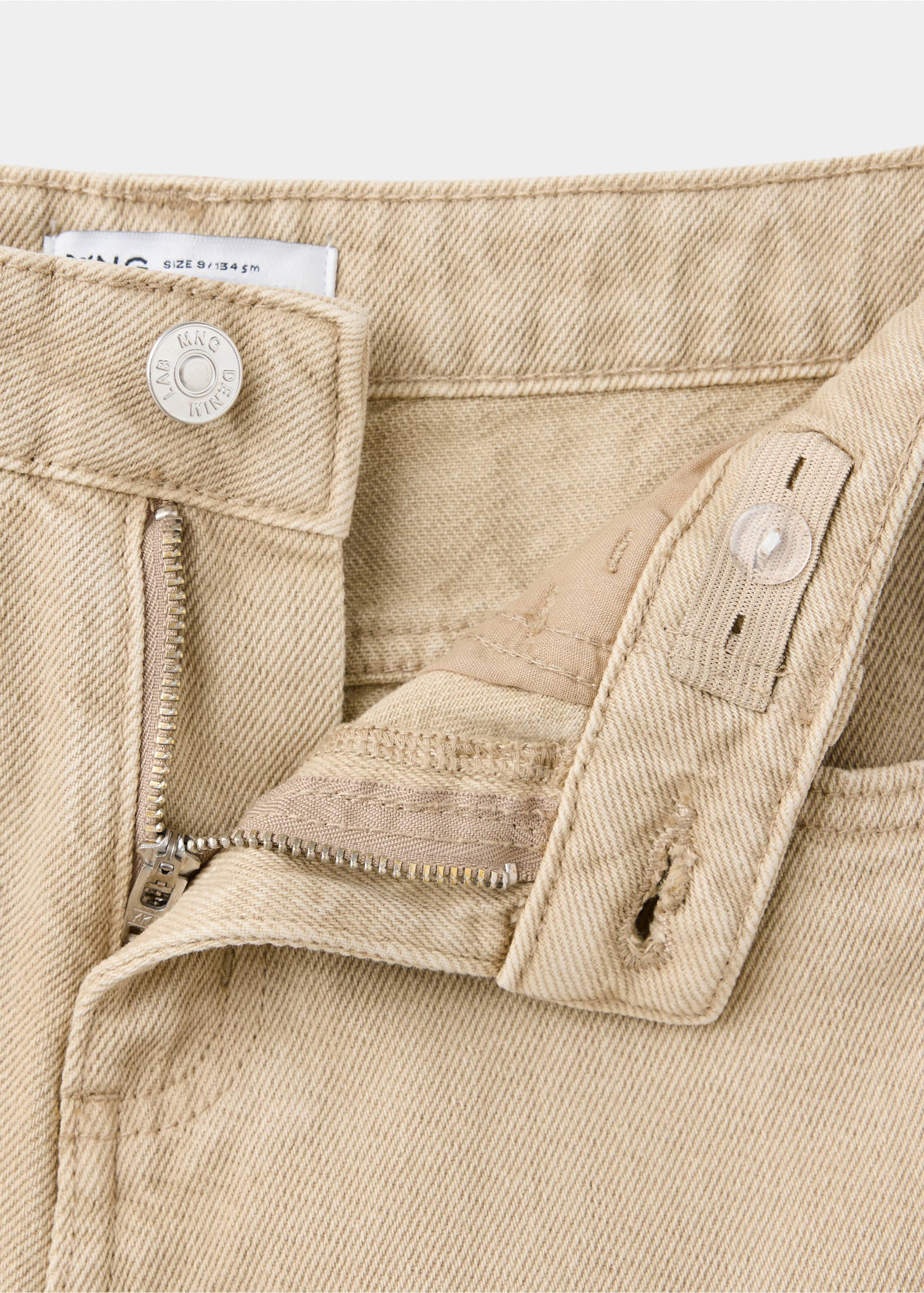 High-rise balloon jeans - Details of the article 8, Sand. Ref: 37076331-00.