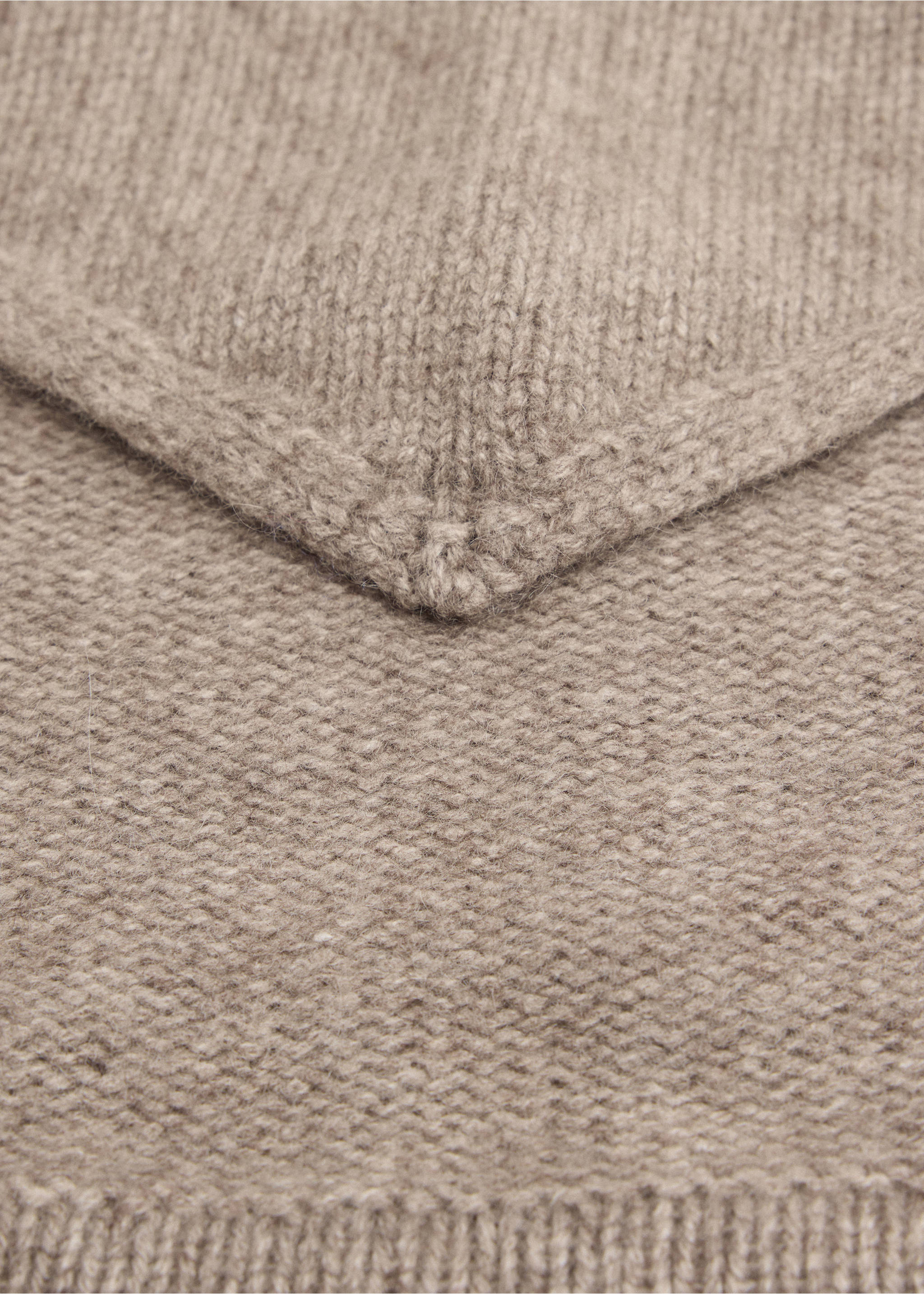 Chal punto lana cashmere - Plano medio, Arena. Ref: 37076332-00.