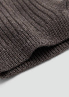 Plain knitted beanie — Brown 3