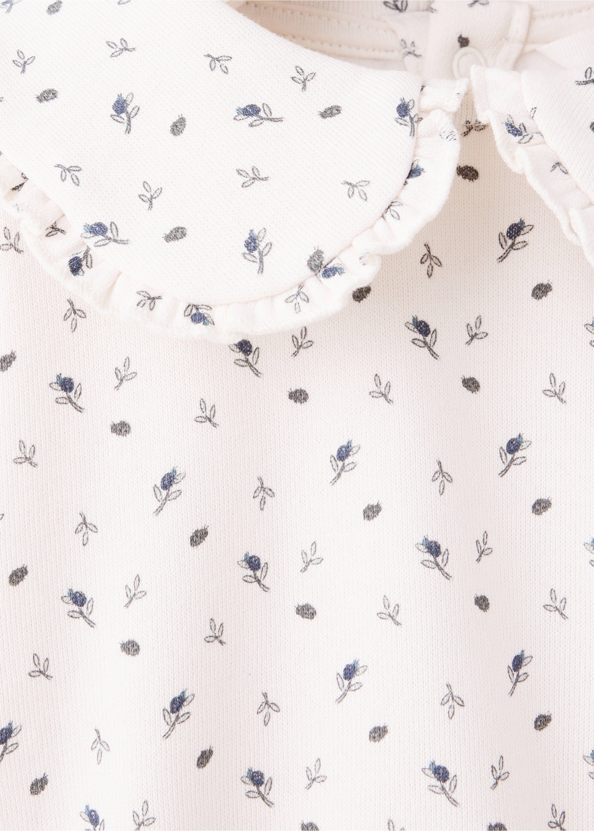 Floral sweatshirt with baby collar - Details of the article 8, Ecru. Ref: 37076337-00.