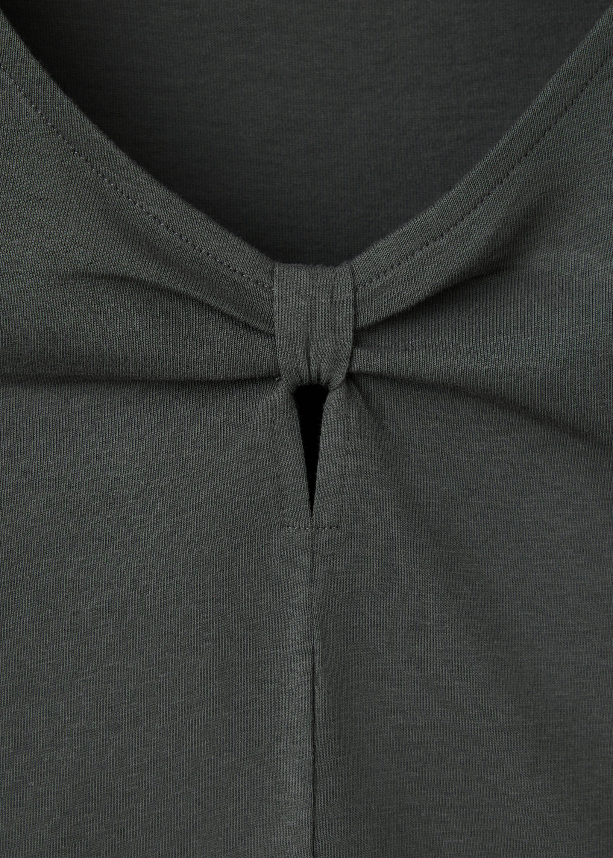 Cotton t-shirt with knot detail - Details of the article 8, Charcoal. Ref: 37076345-00.