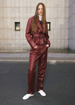 Crop leather trench coat with belt — Wine 10