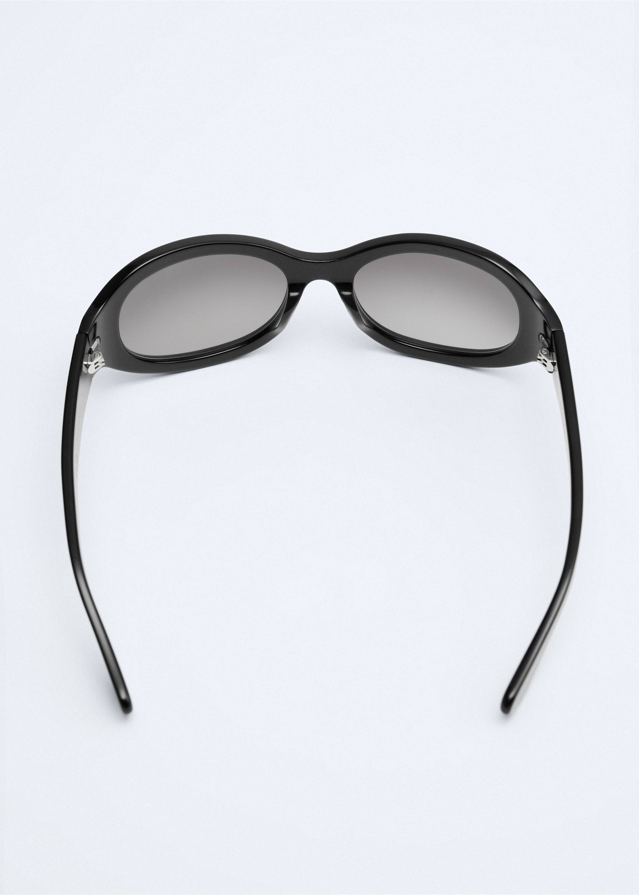 Oval-frame sunglasses - Details of the article 1, Black. Ref: 37076355-00.