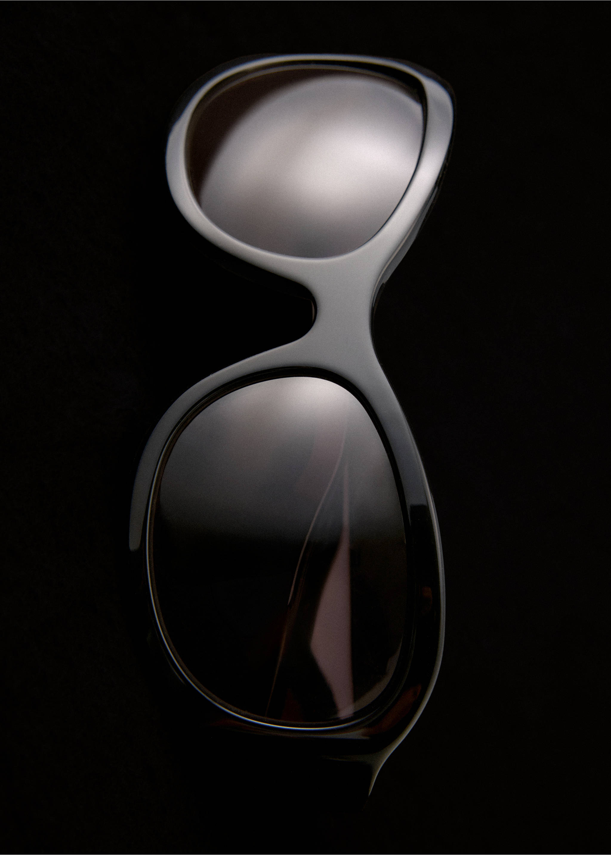 Lunettes de soleil monture ovale - Détail de l'article 5, Noir. Ref: 37076355-00.