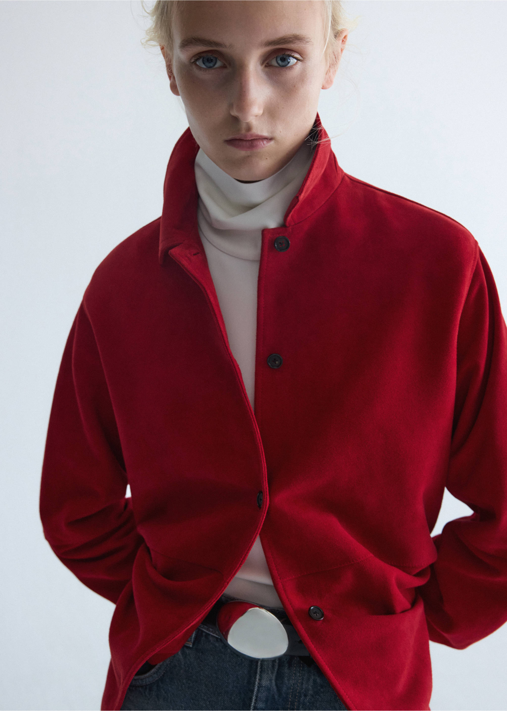 Oversized suede shirt - Details of the article 1, Red. Ref: 37076356-01.