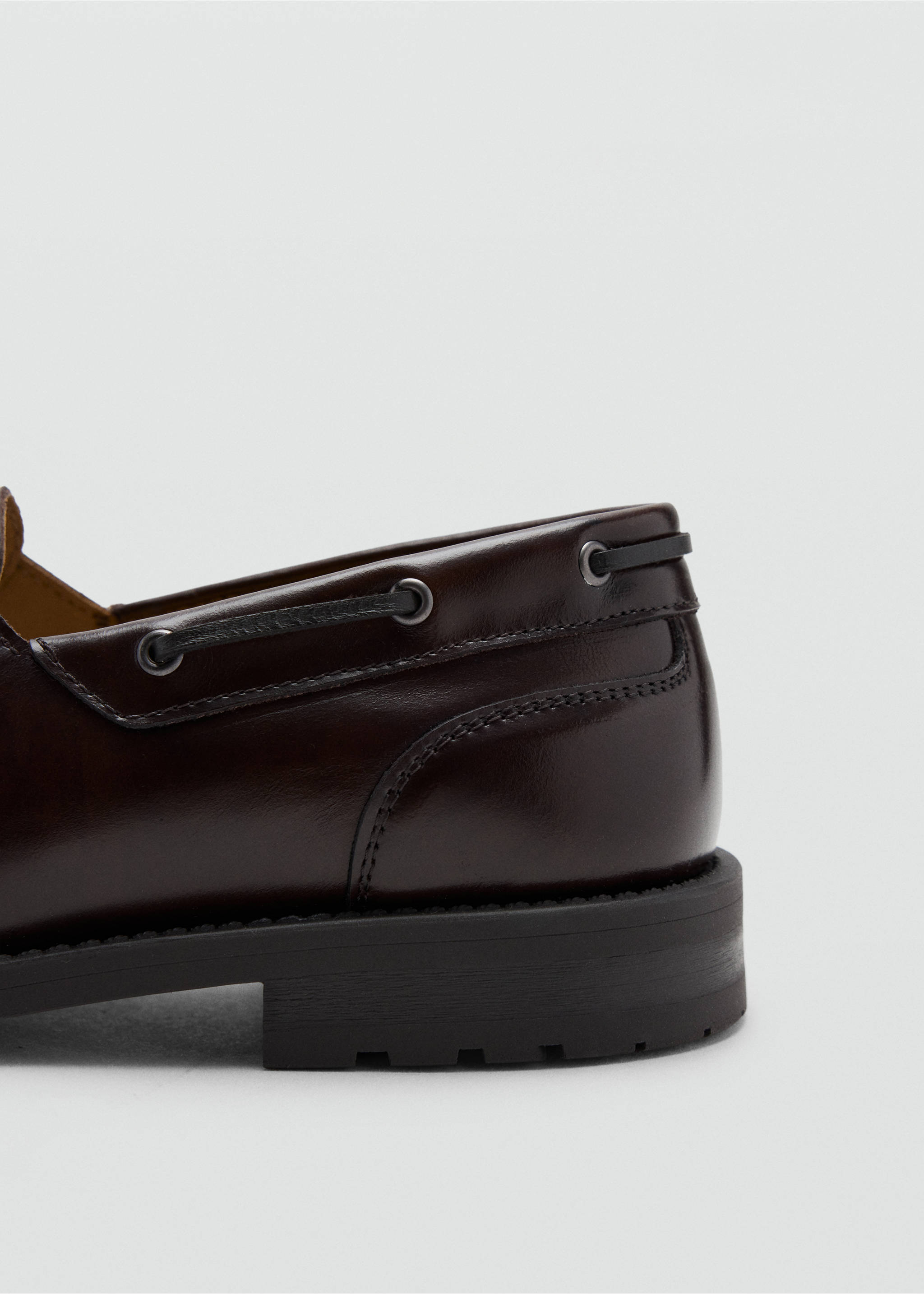 Leather deck shoe - Details of the article 1, Brown. Ref: 37076368-00.