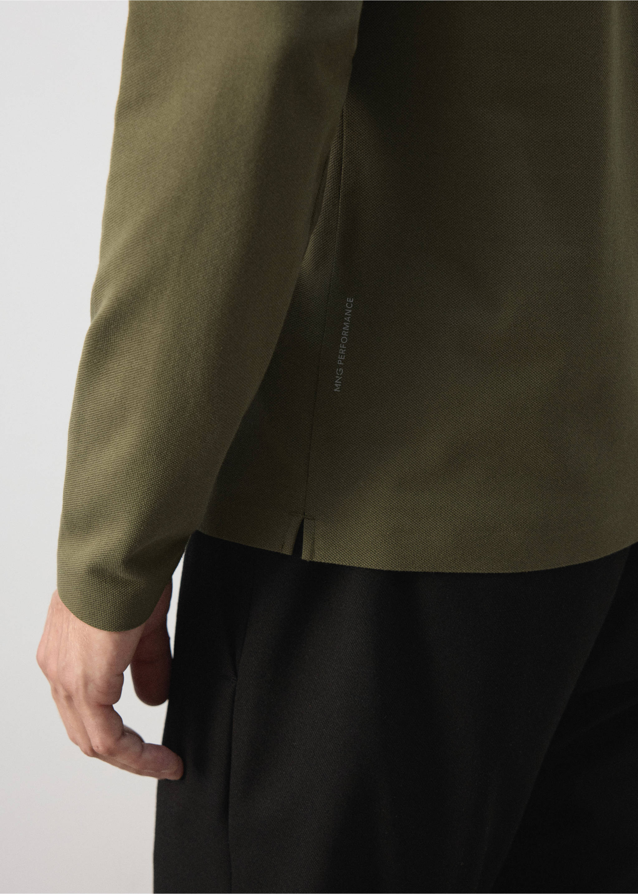 Regular fit zip polo shirt with Thermolite® - Details of the article 3, Khaki. Ref: 37076730-00.