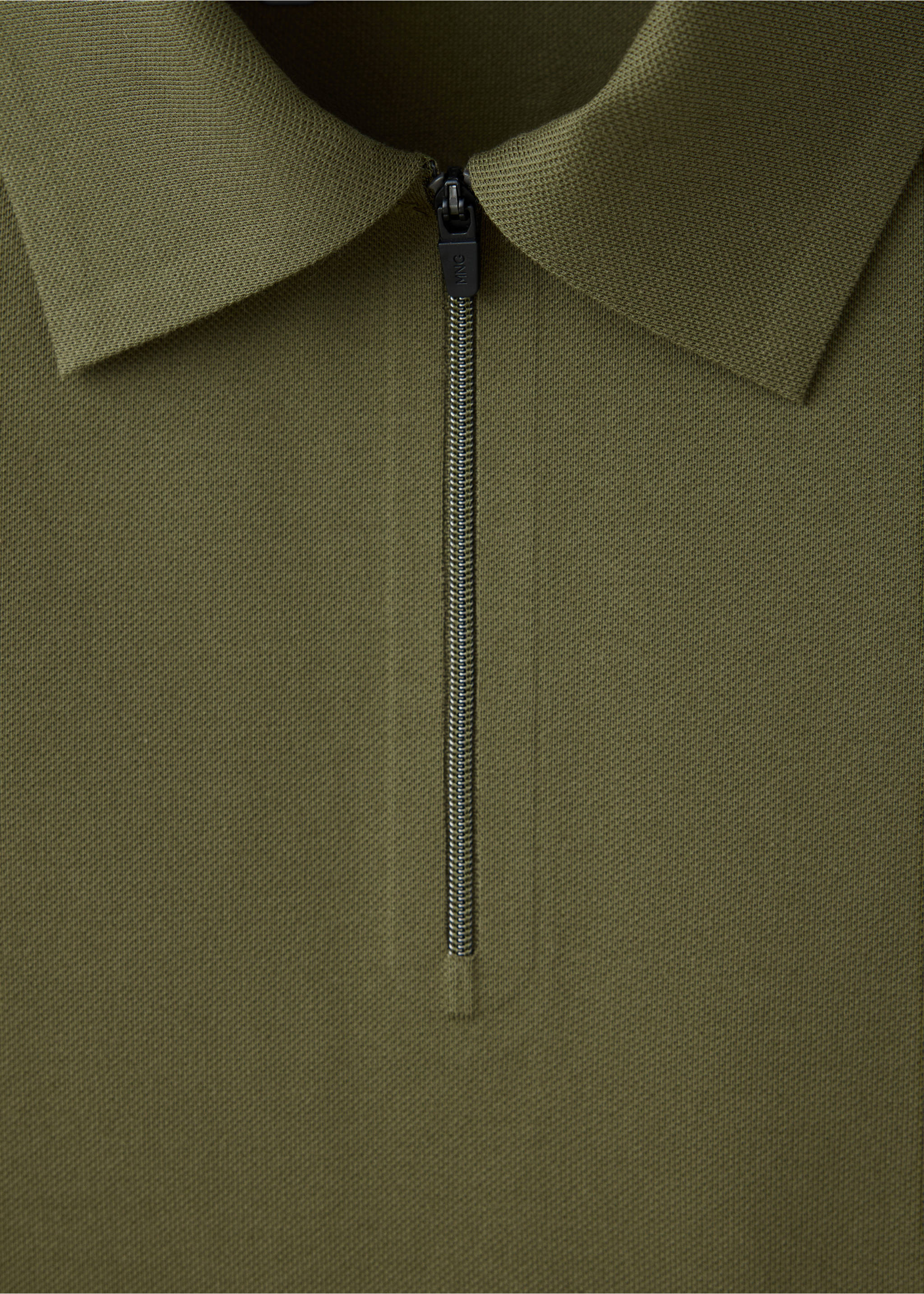 Regular fit zip polo shirt with Thermolite® - Details of the article 8, Khaki. Ref: 37076730-00.