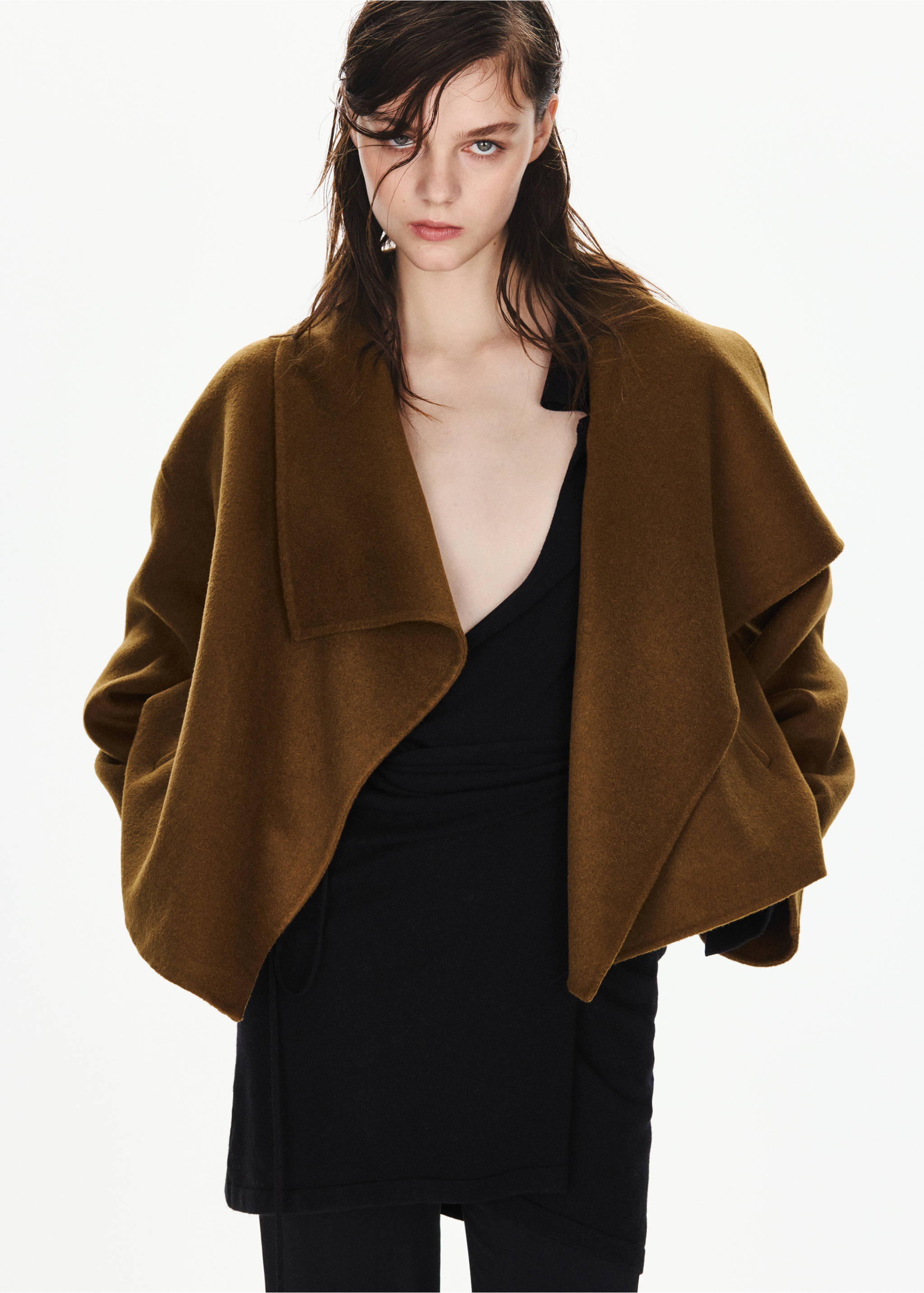 Brown jacket with a wide shawl collar and open front., Medium Brown. Ref: 37076739-00.