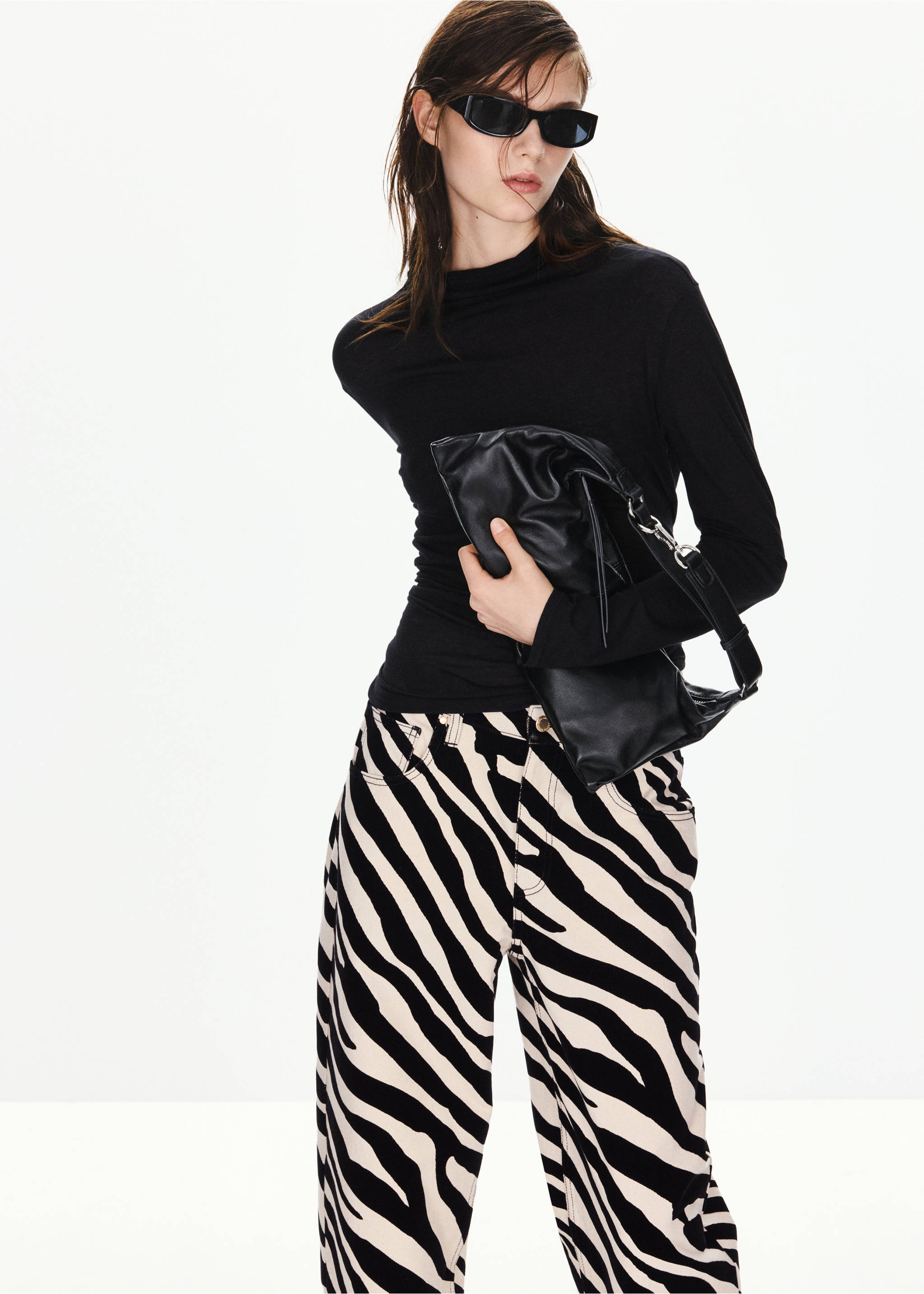 Zebra balloon trousers - Details of the article 3, Off White. Ref: 37076741-00.