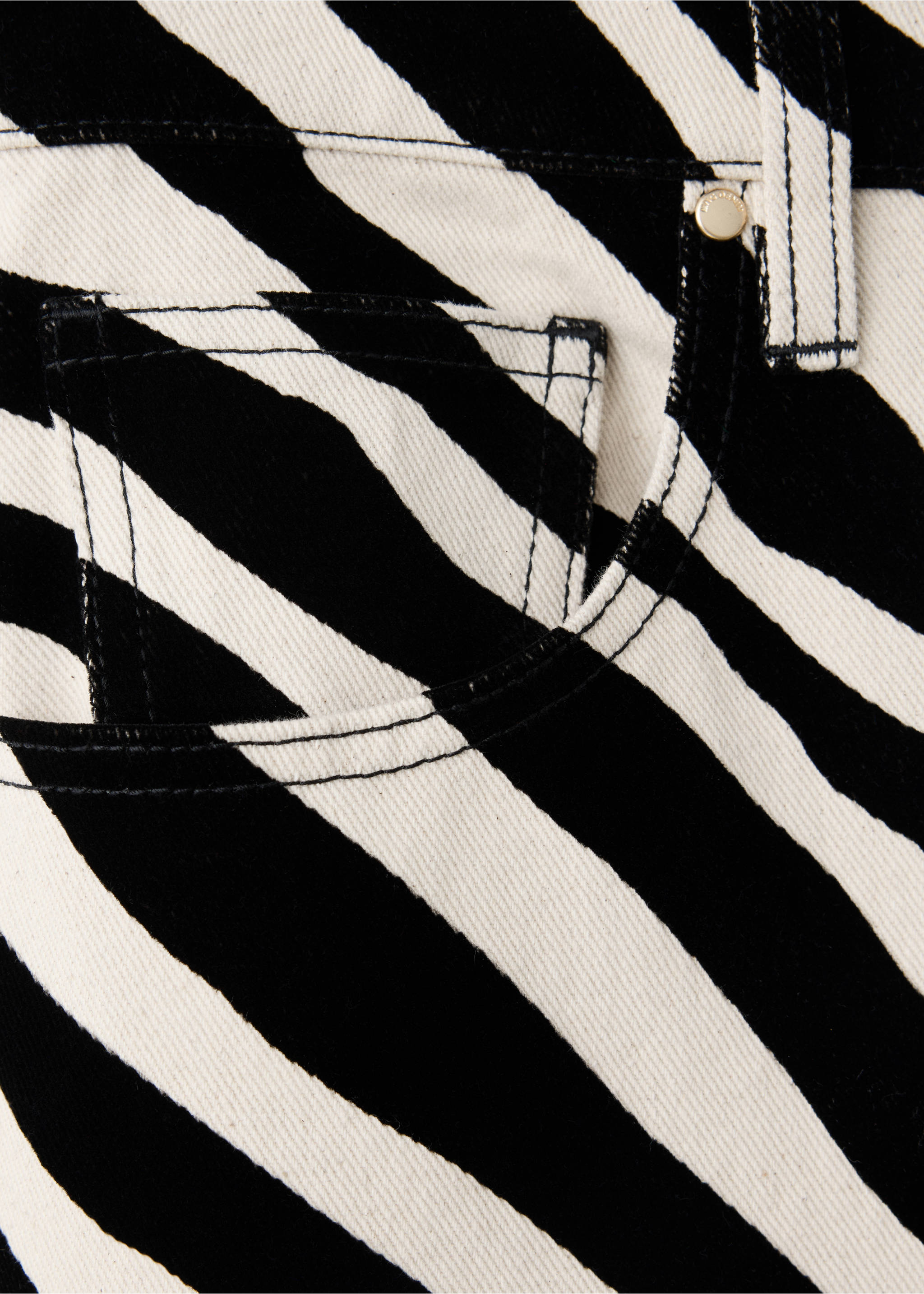Zebra balloon trousers - Details of the article 0, Off White. Ref: 37076741-00.