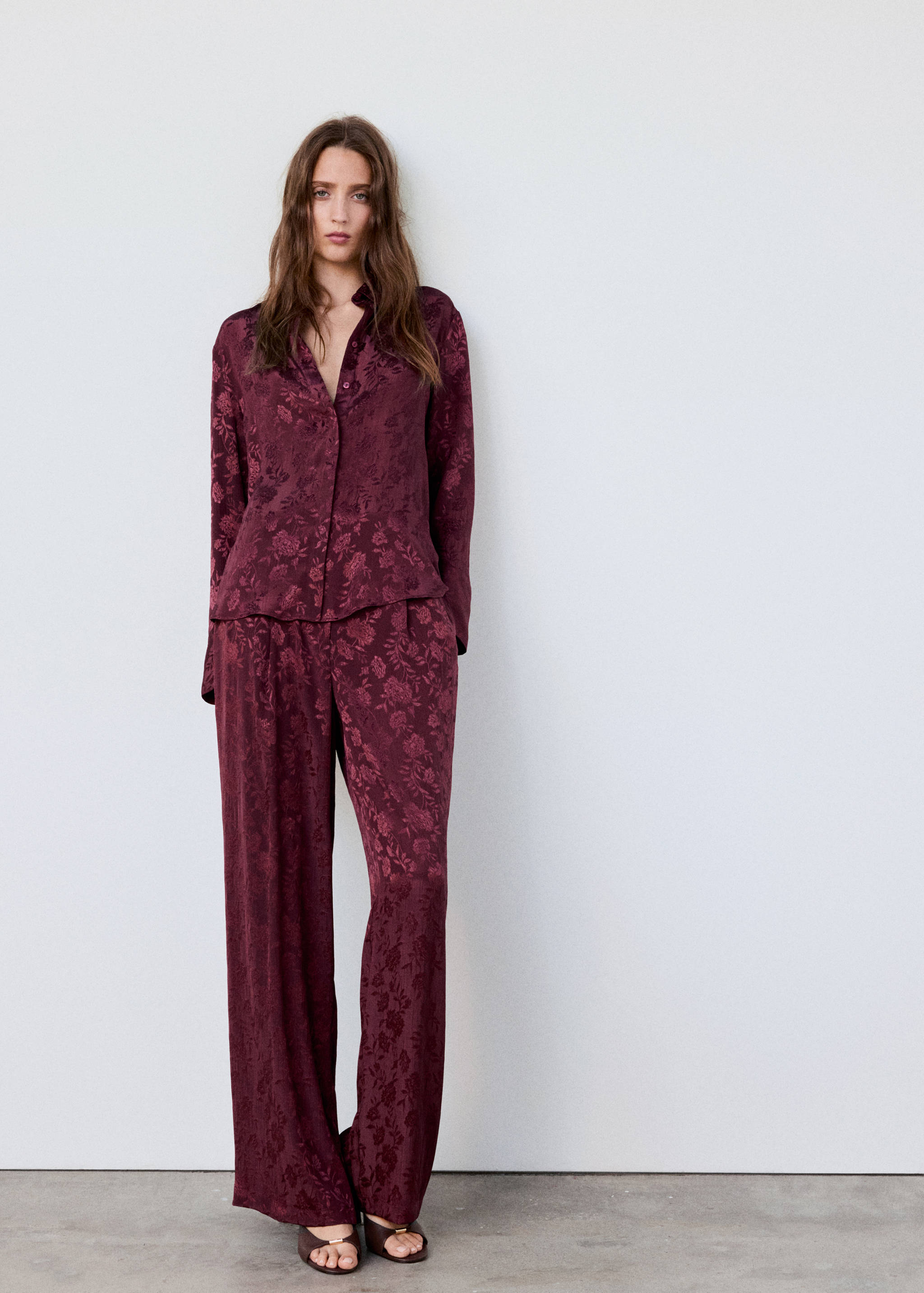 Devoré pleated trousers - General plane