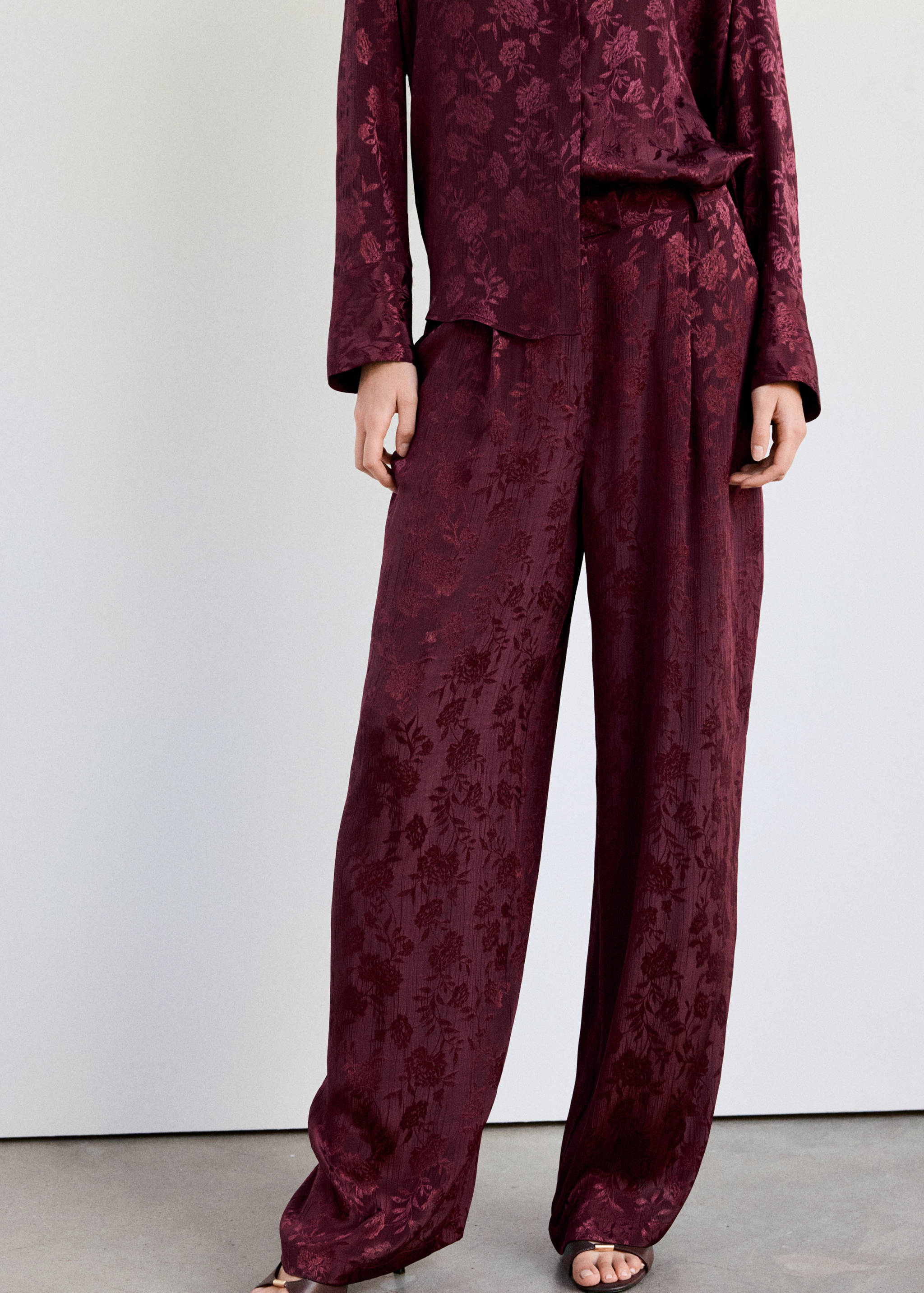 Devoré pleated trousers - Medium plane