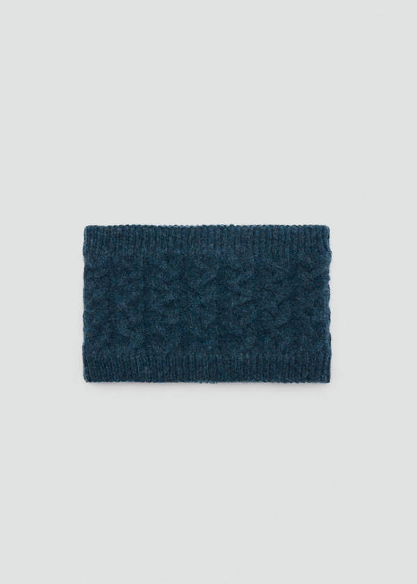 Knitted braided scarf — Blue