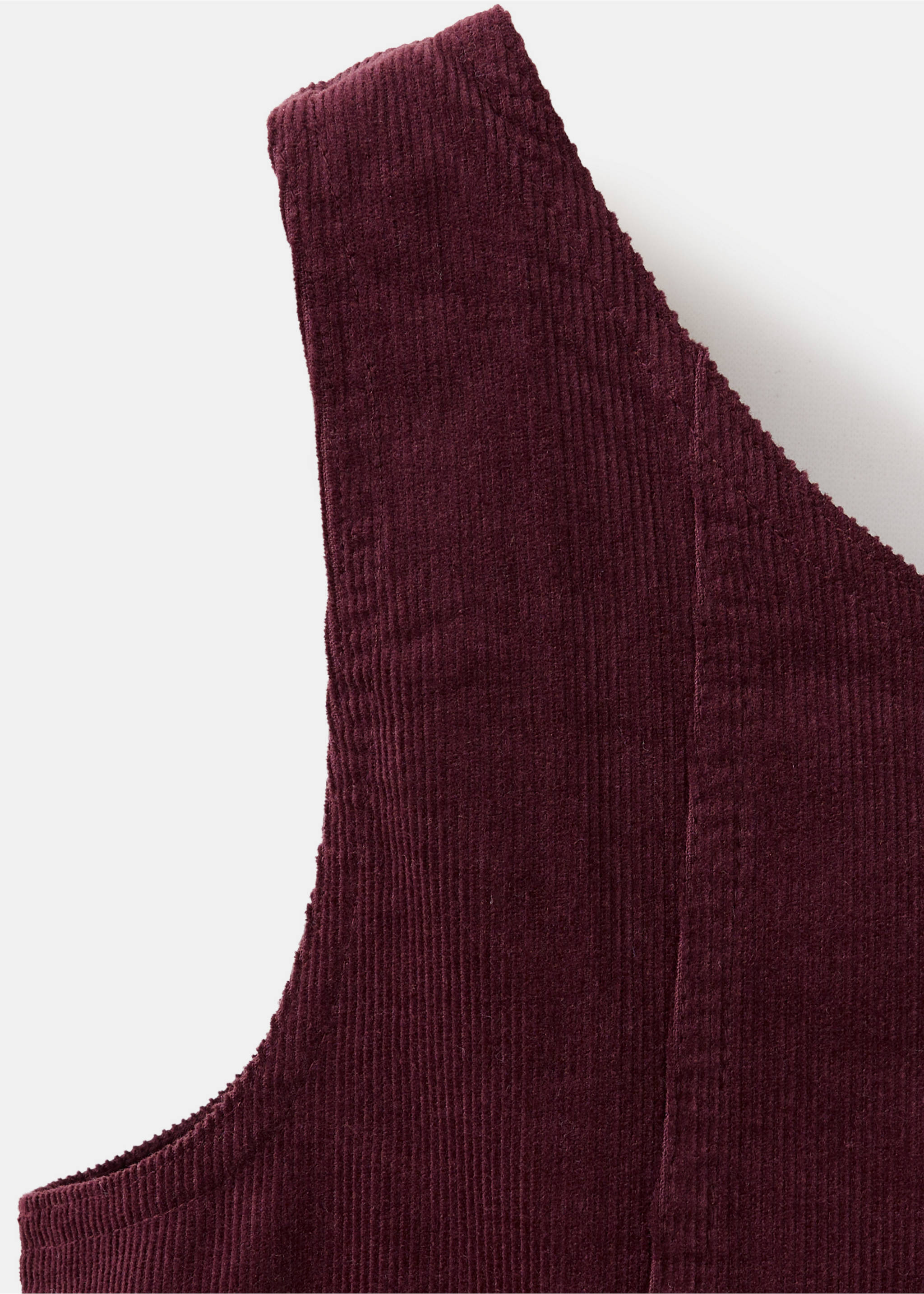 Dungaree dress alpine - Details of the article 8, Burgundy. Ref: 37077123-00.