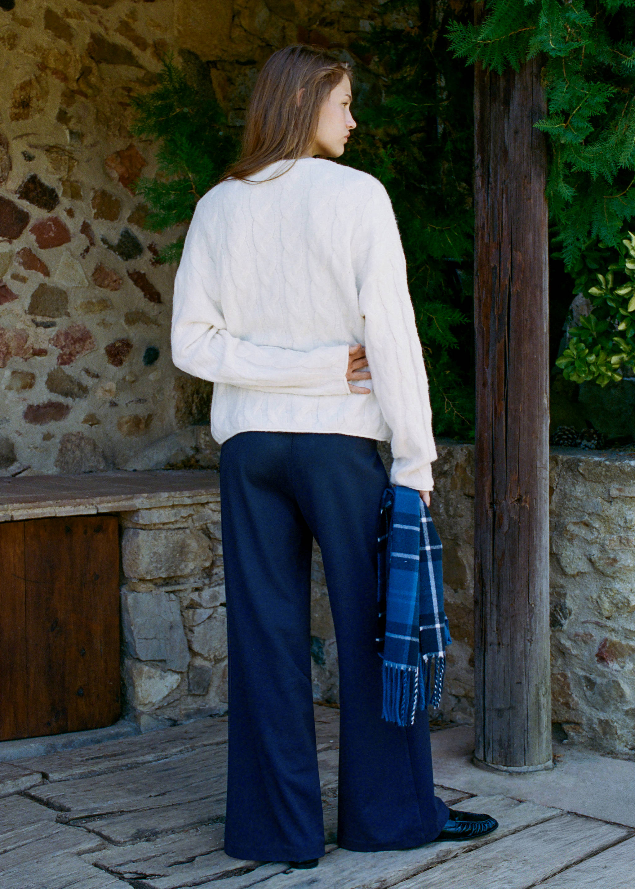 Pantalon droit - Verso de l’article