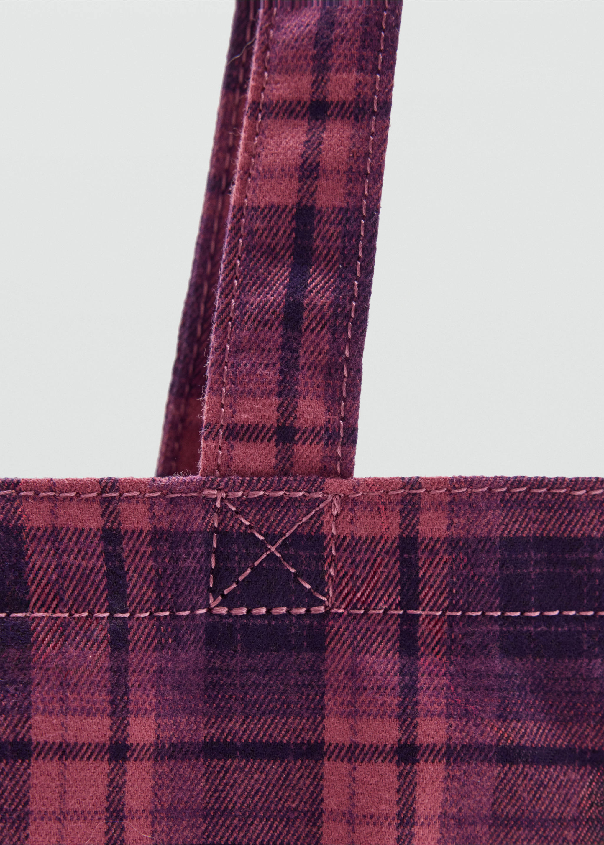 Check tote bag with embroidered text - Details of the article 1, Lilac. Ref: 37077131-00.
