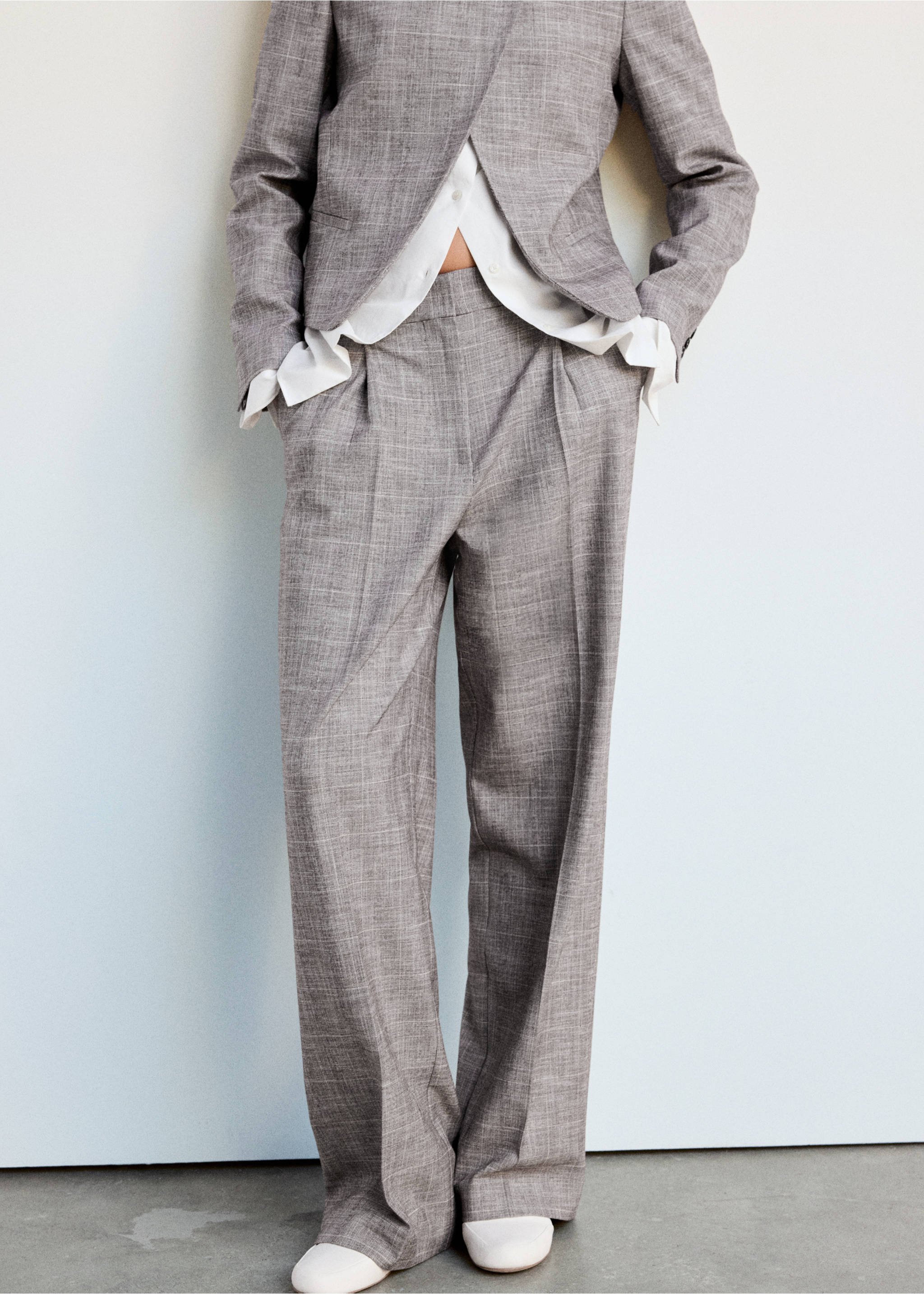 Straight checked trousers - Medium plane, Brown. Ref: 37077136-00.