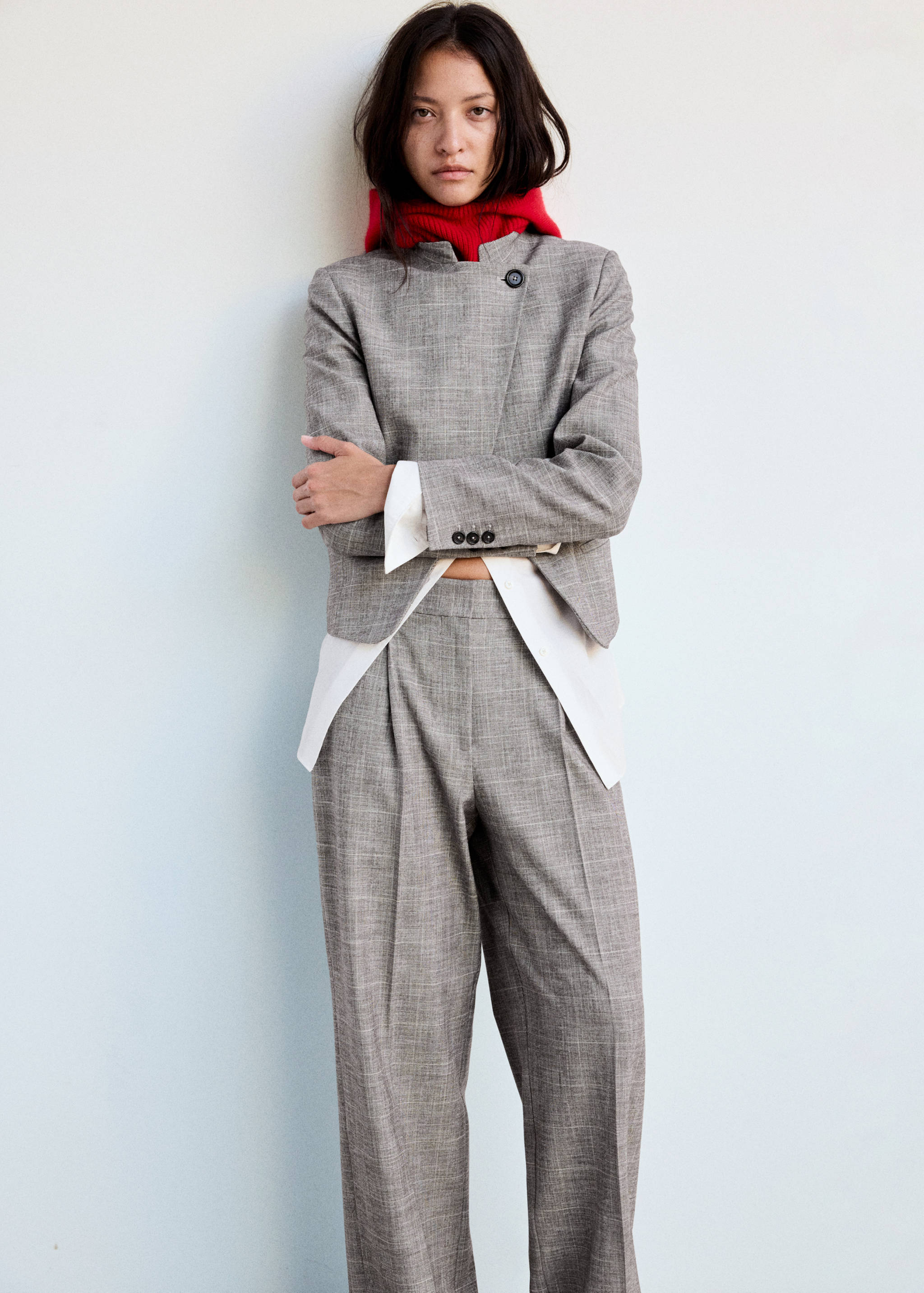 Straight checked trousers - Details of the article 1
