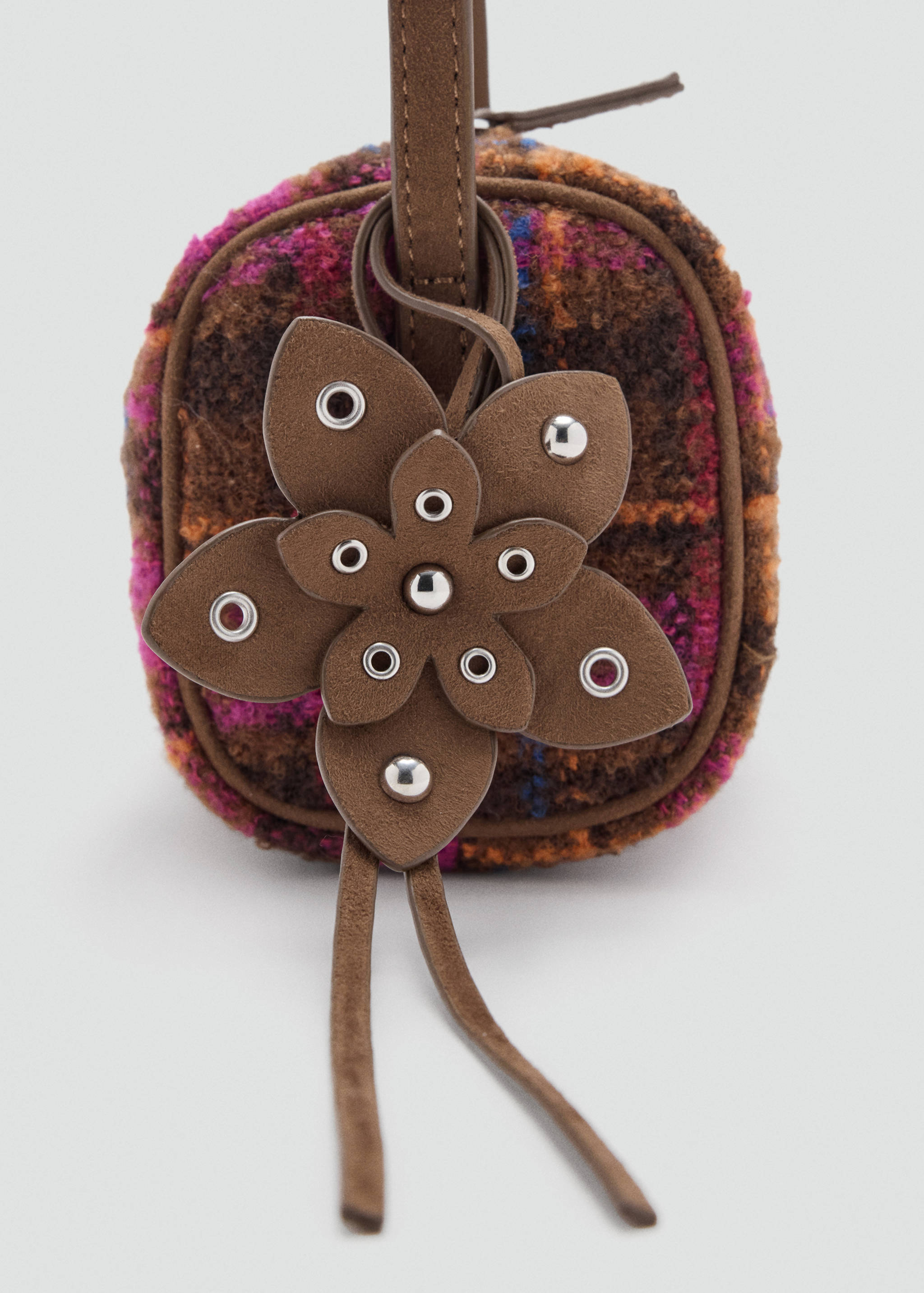 Mini checked beaded bag - Details of the article 1