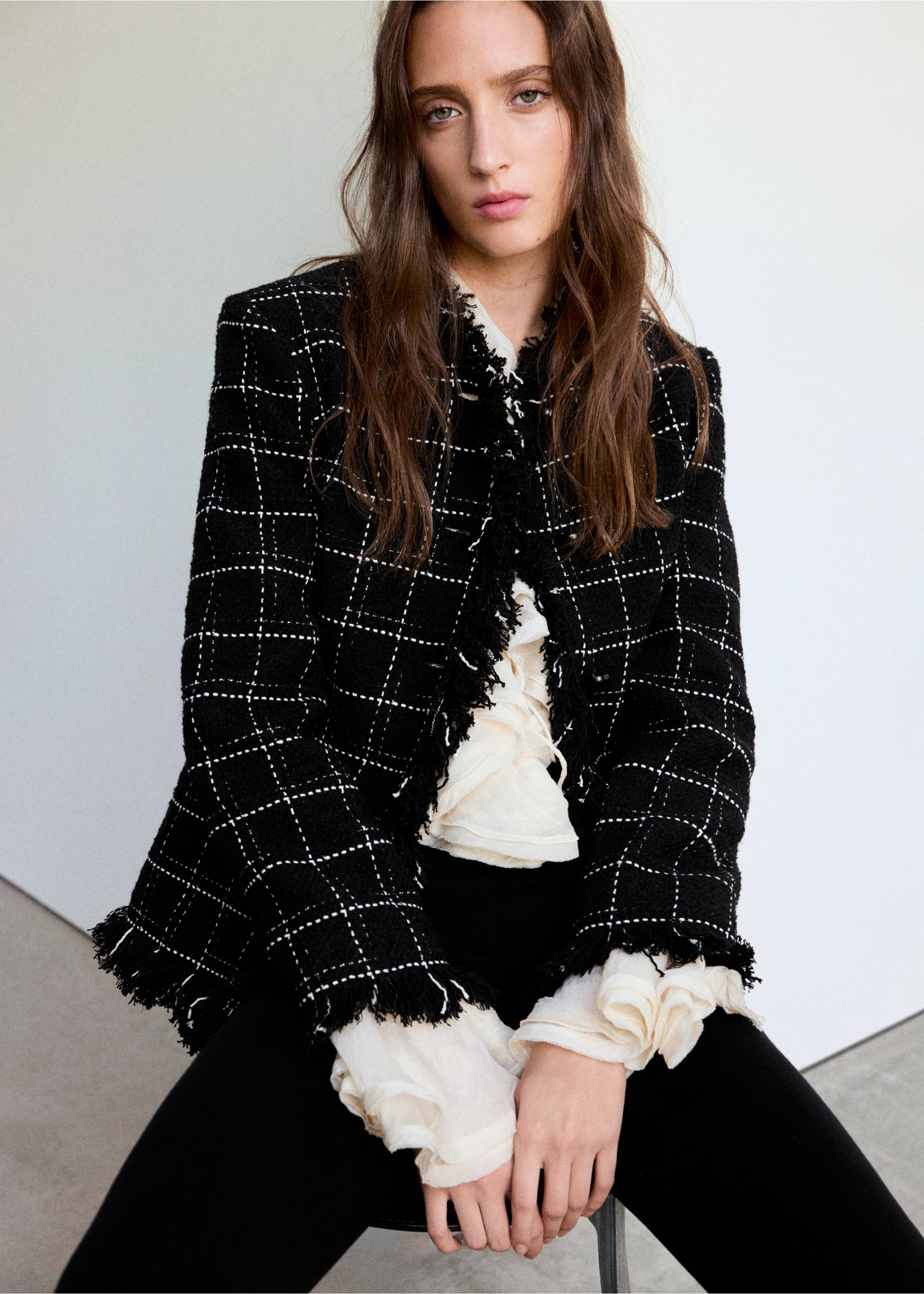 Fringed tweed blazer - Details of the article 3, Black. Ref: 37077138-00.