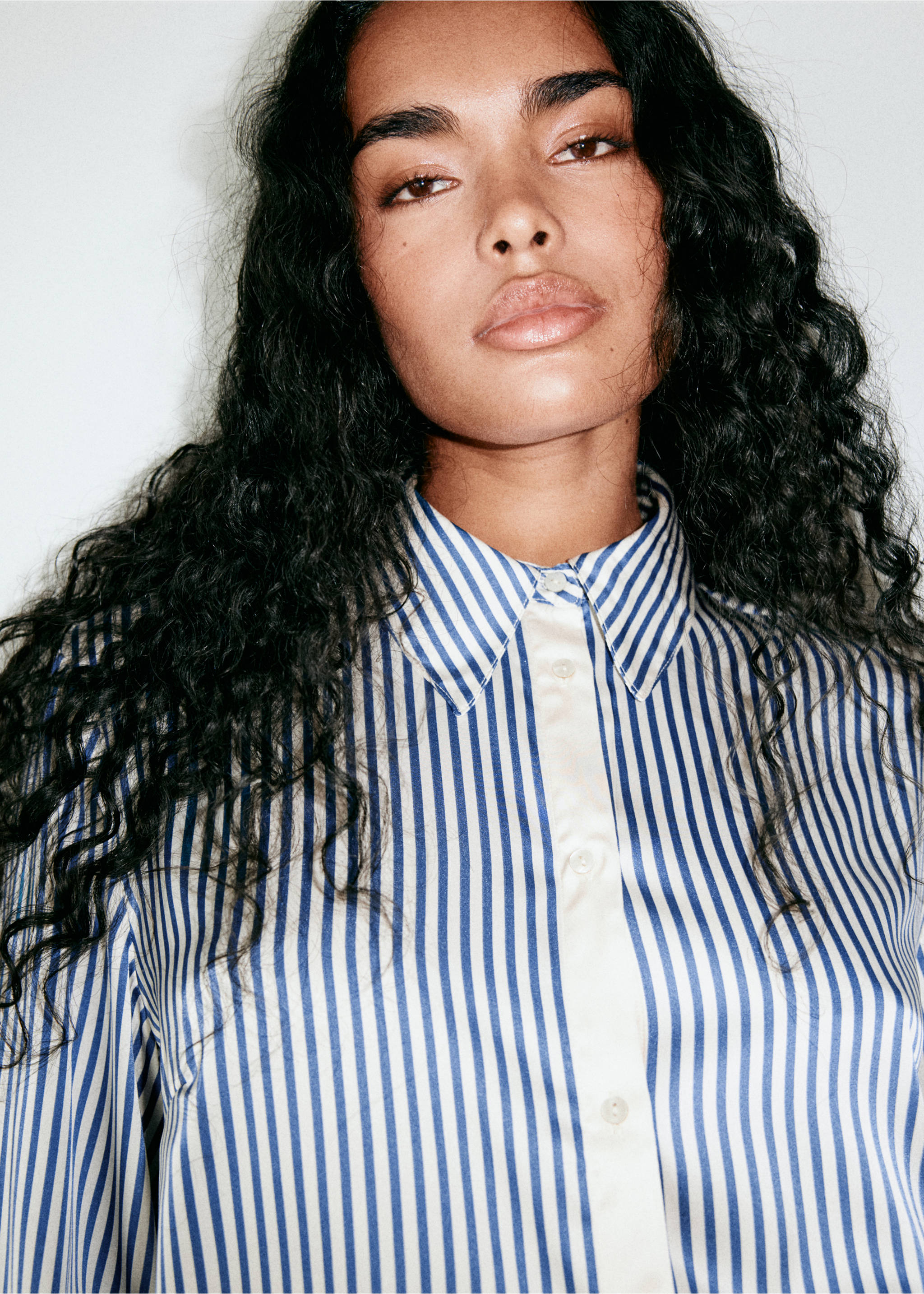 Regular fit striped shirt - Details of the article 6, Blue. Ref: 37077781-00.