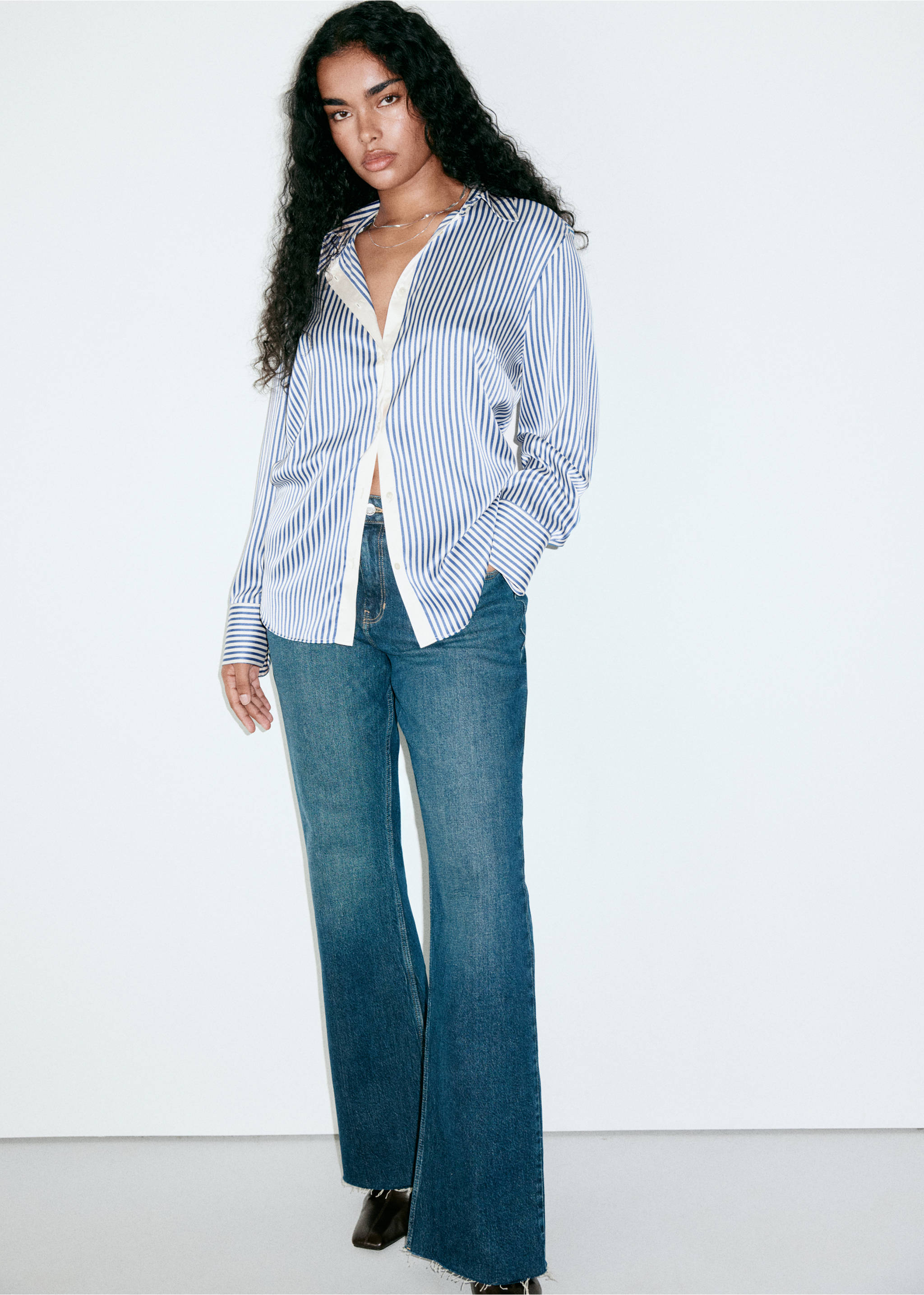 Regular fit striped shirt - Details of the article 5, Blue. Ref: 37077781-00.