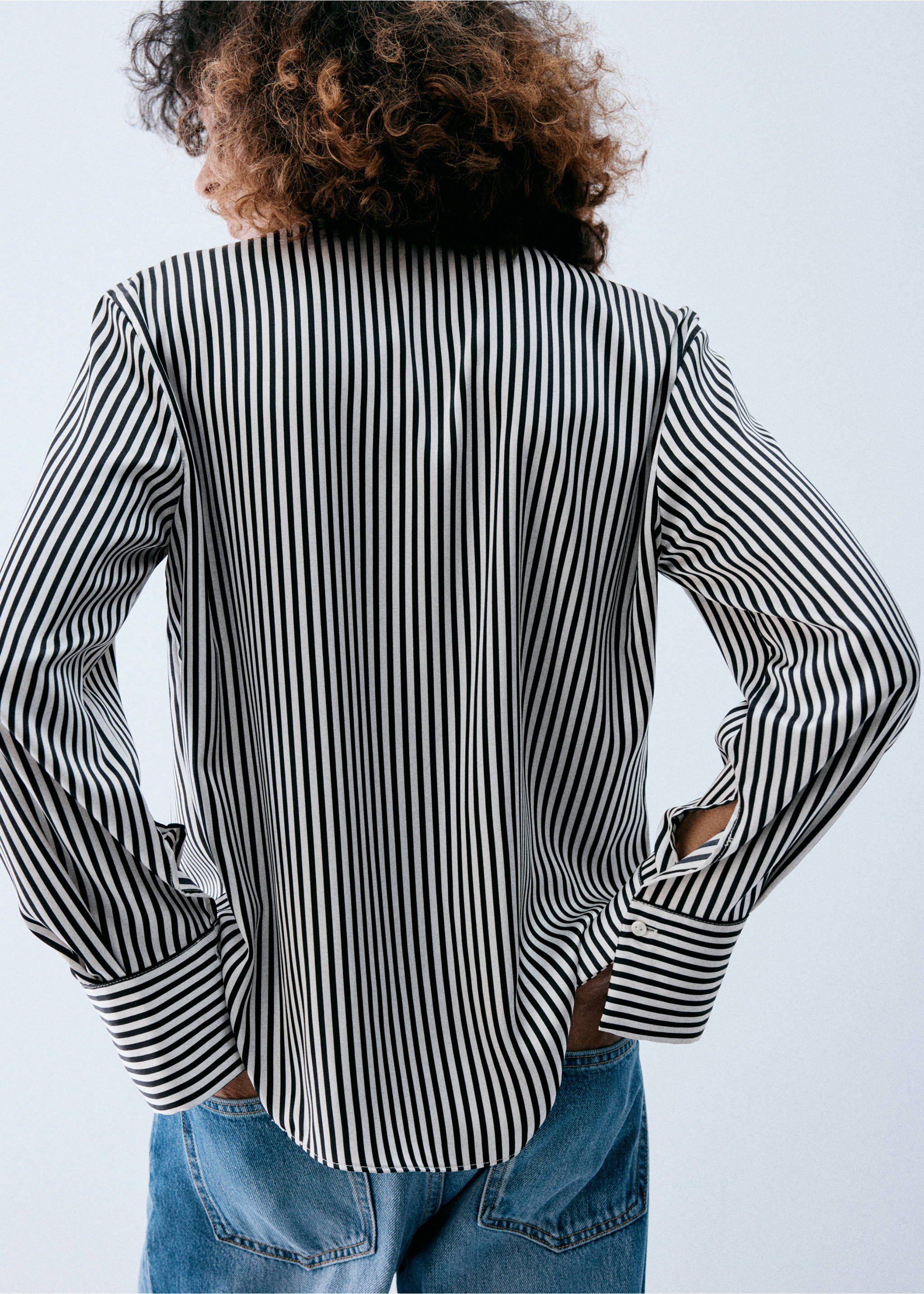 Regular fit striped shirt - Reverse of the article, Black. Ref: 37077781-00.