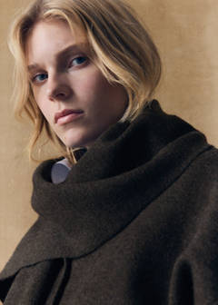 Knitted coat with detachable scarf — Brown 14