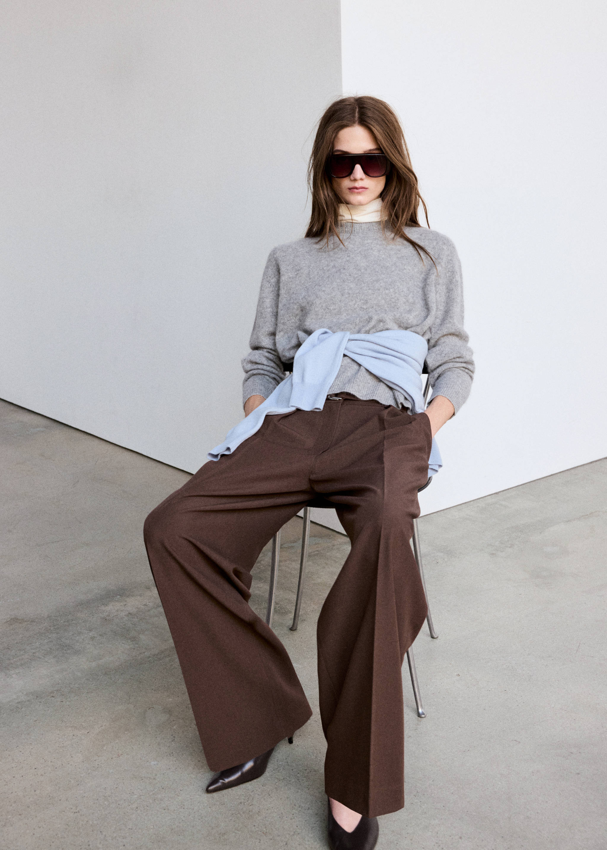 Wide leg trousers with belt - Details of the article 3