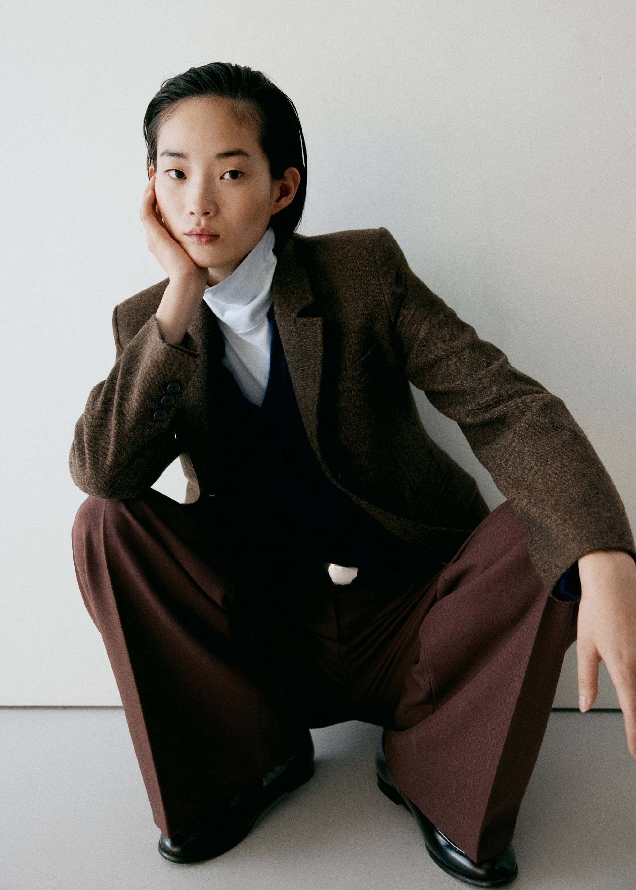 Wide leg trousers with belt - Details of the article 4