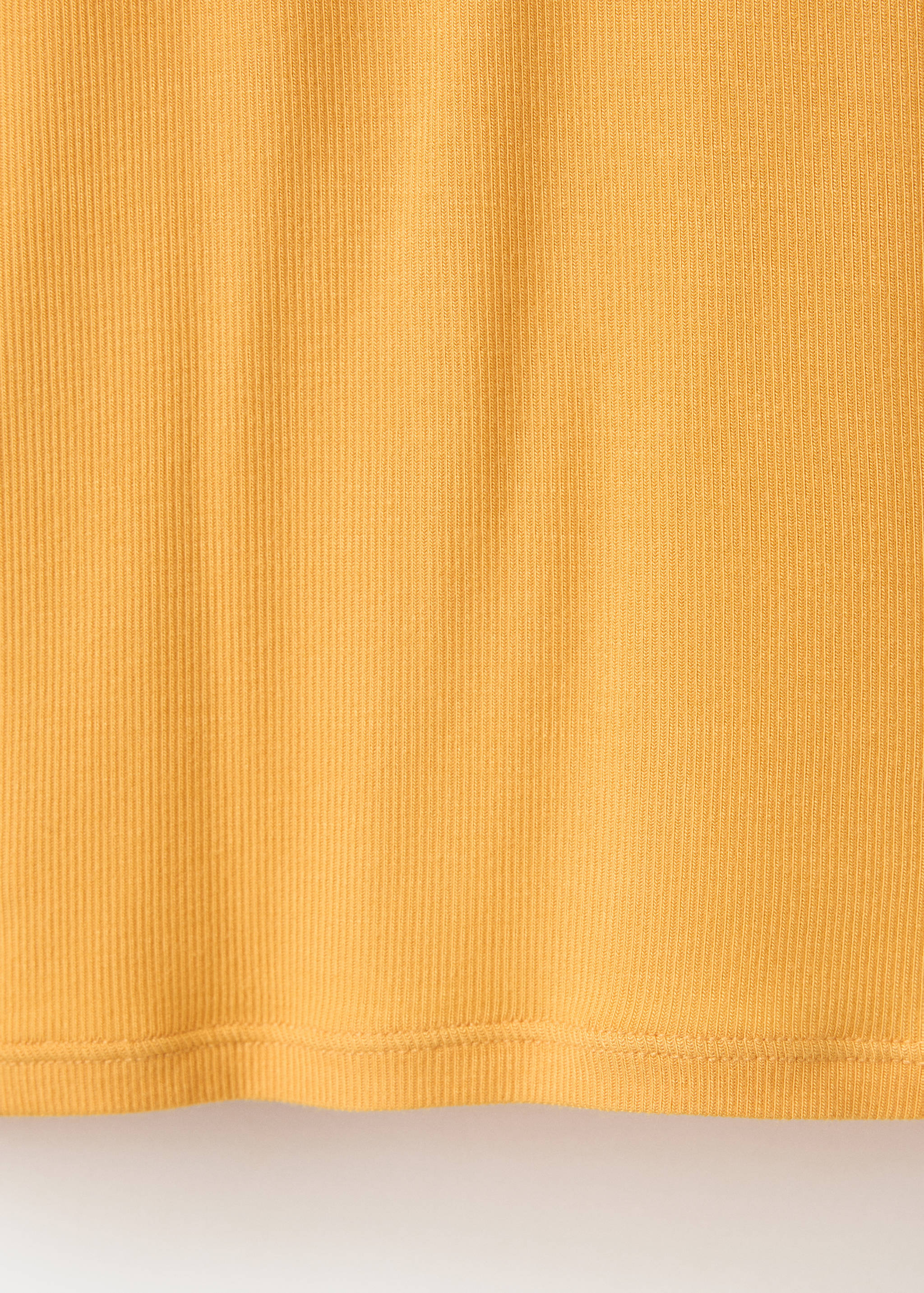 T-shirt côtelé col roulé - Détail de l'article 0